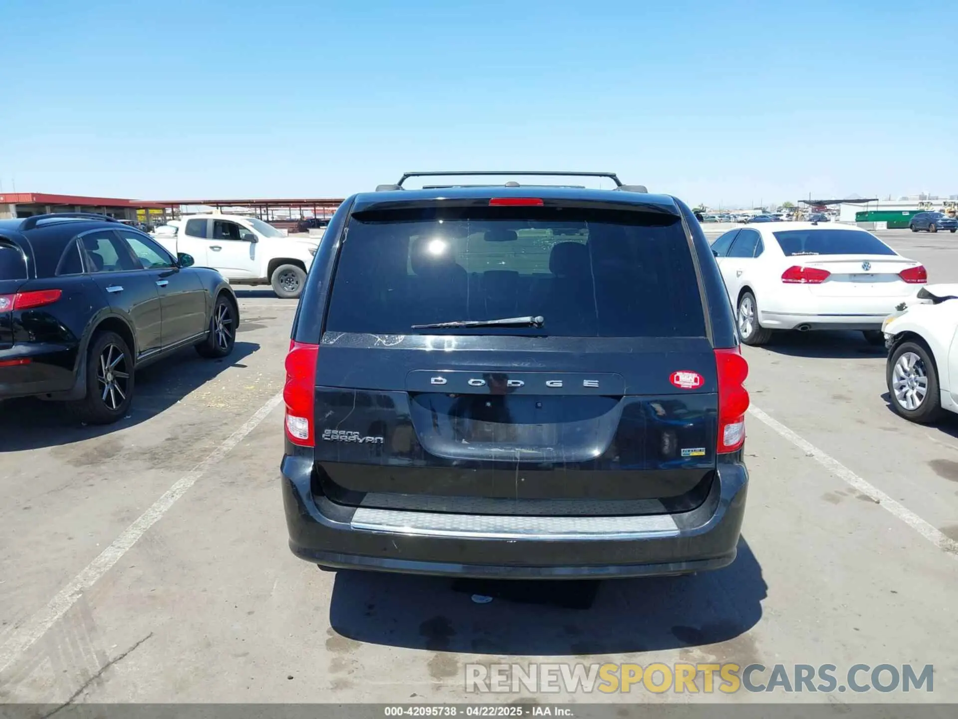 16 Фотография поврежденного автомобиля 2C4RDGCG0KR557898 DODGE GRAND CARAVAN 2019
