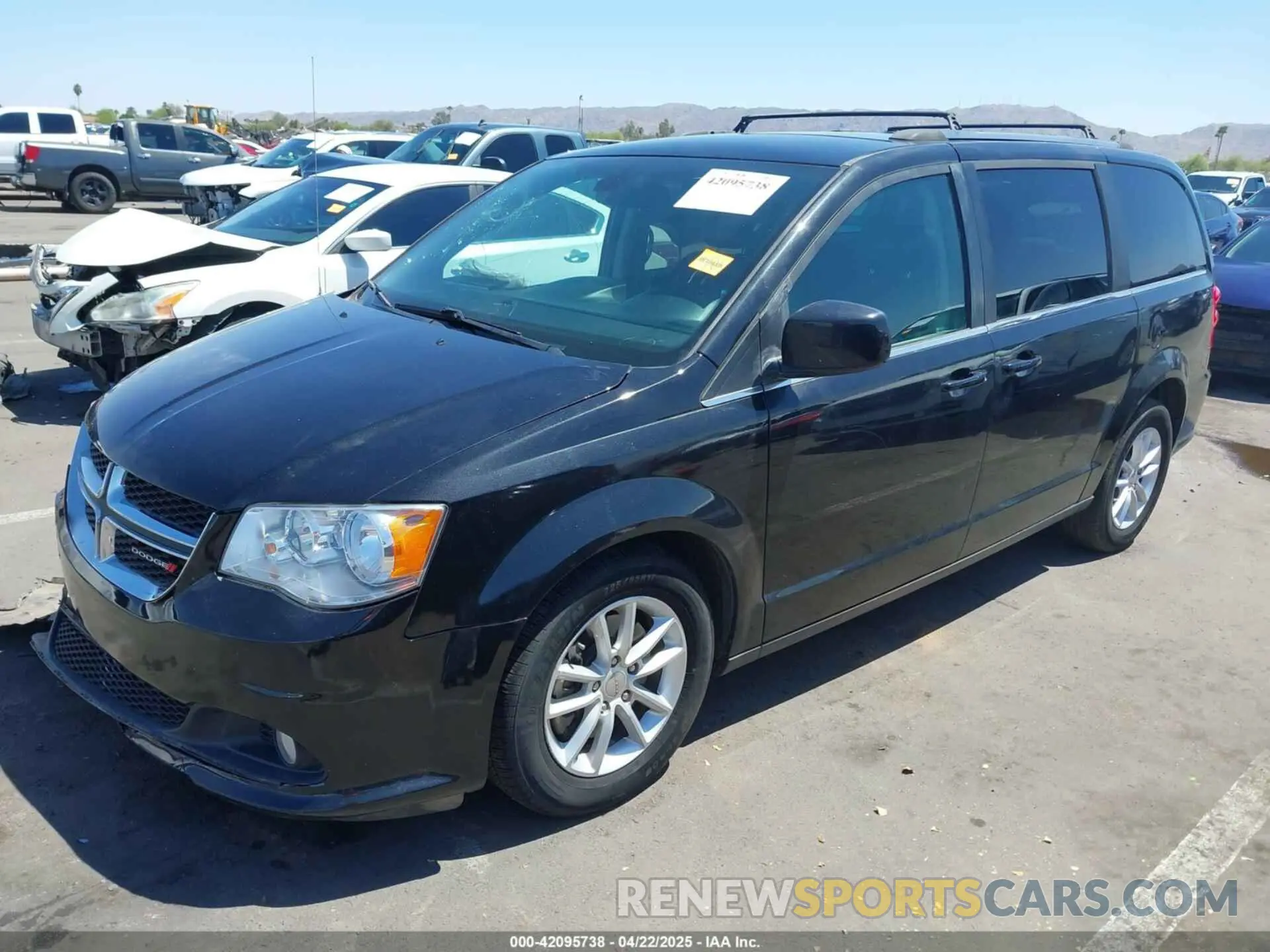 2 Фотография поврежденного автомобиля 2C4RDGCG0KR557898 DODGE GRAND CARAVAN 2019