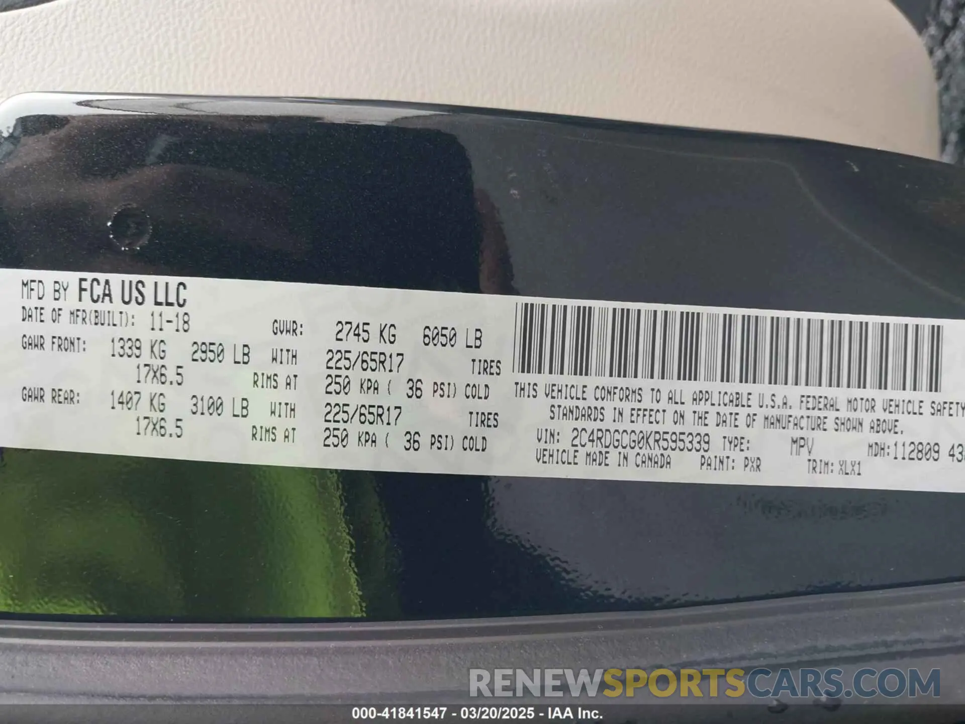 9 Photograph of a damaged car 2C4RDGCG0KR595339 DODGE GRAND CARAVAN 2019