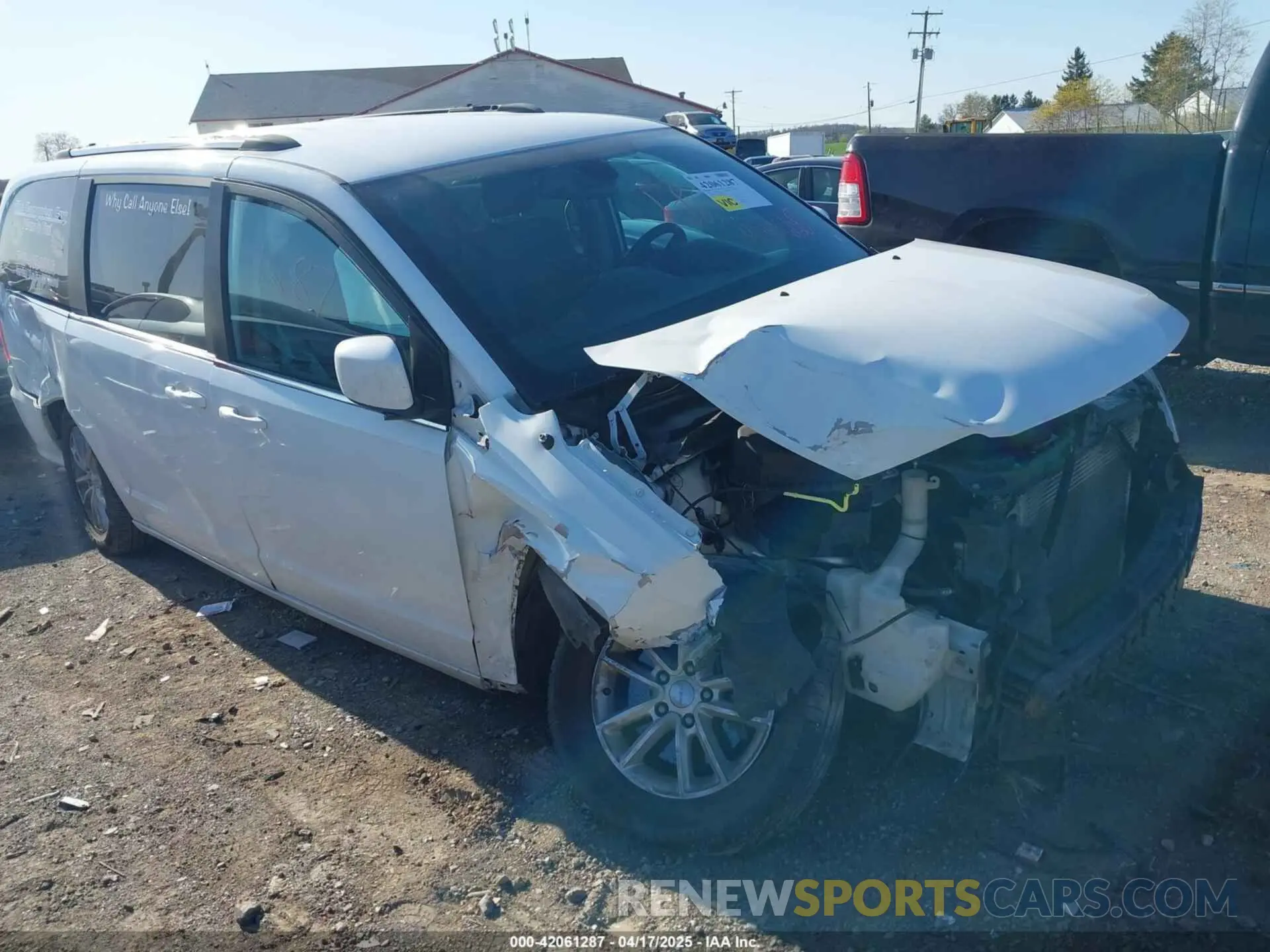1 Фотография поврежденного автомобиля 2C4RDGCG1KR545775 DODGE GRAND CARAVAN 2019