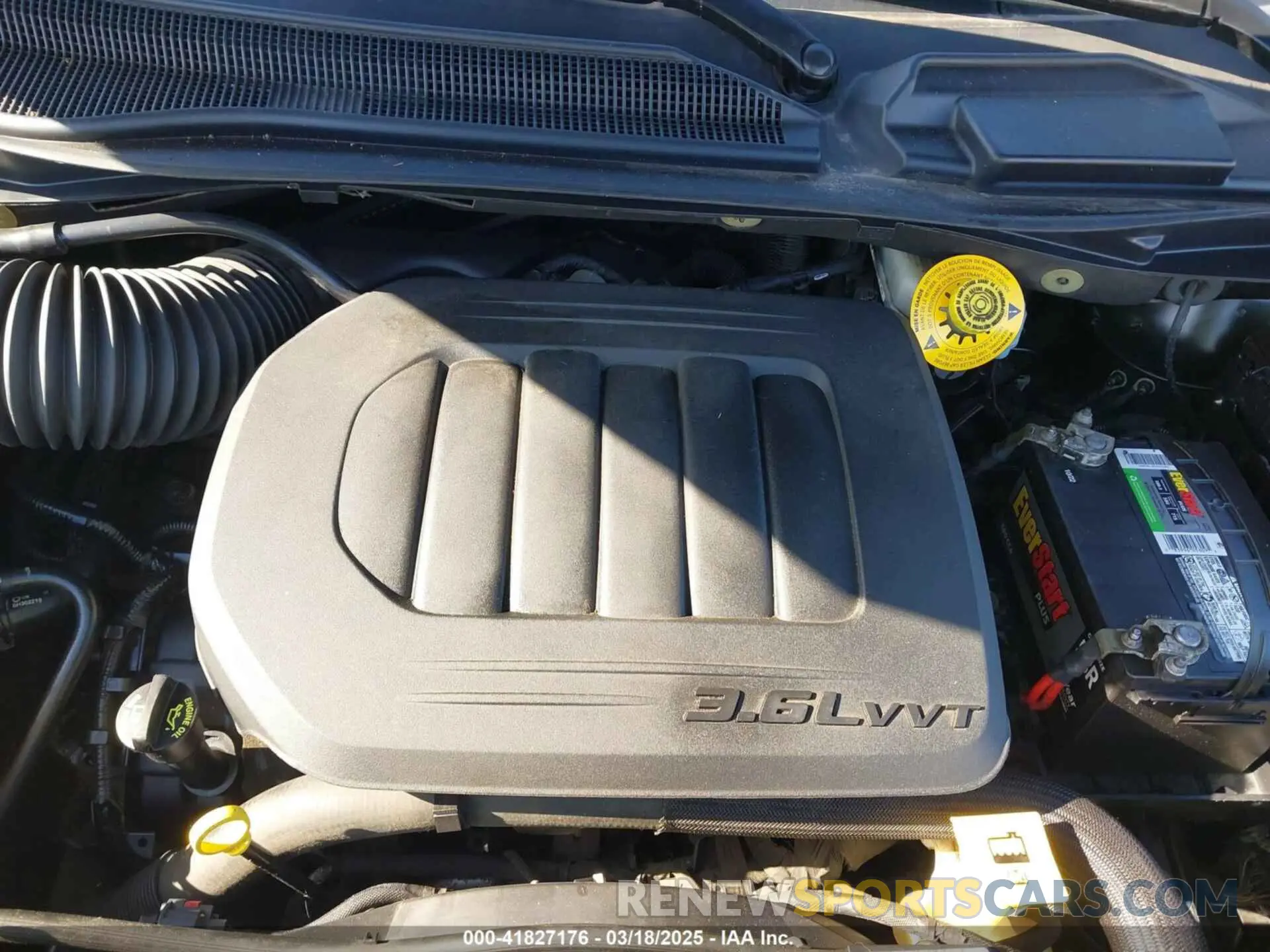 10 Photograph of a damaged car 2C4RDGCG1KR712930 DODGE GRAND CARAVAN 2019