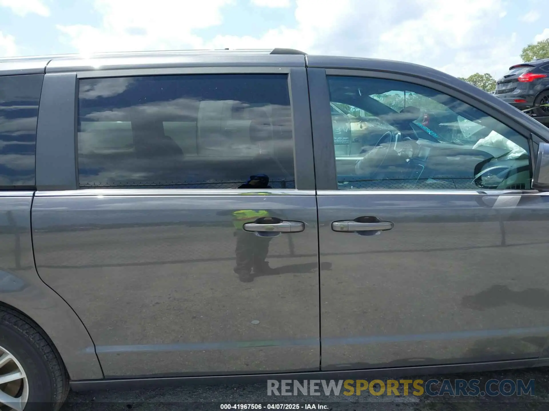 14 Фотография поврежденного автомобиля 2C4RDGCG1KR758127 DODGE GRAND CARAVAN 2019