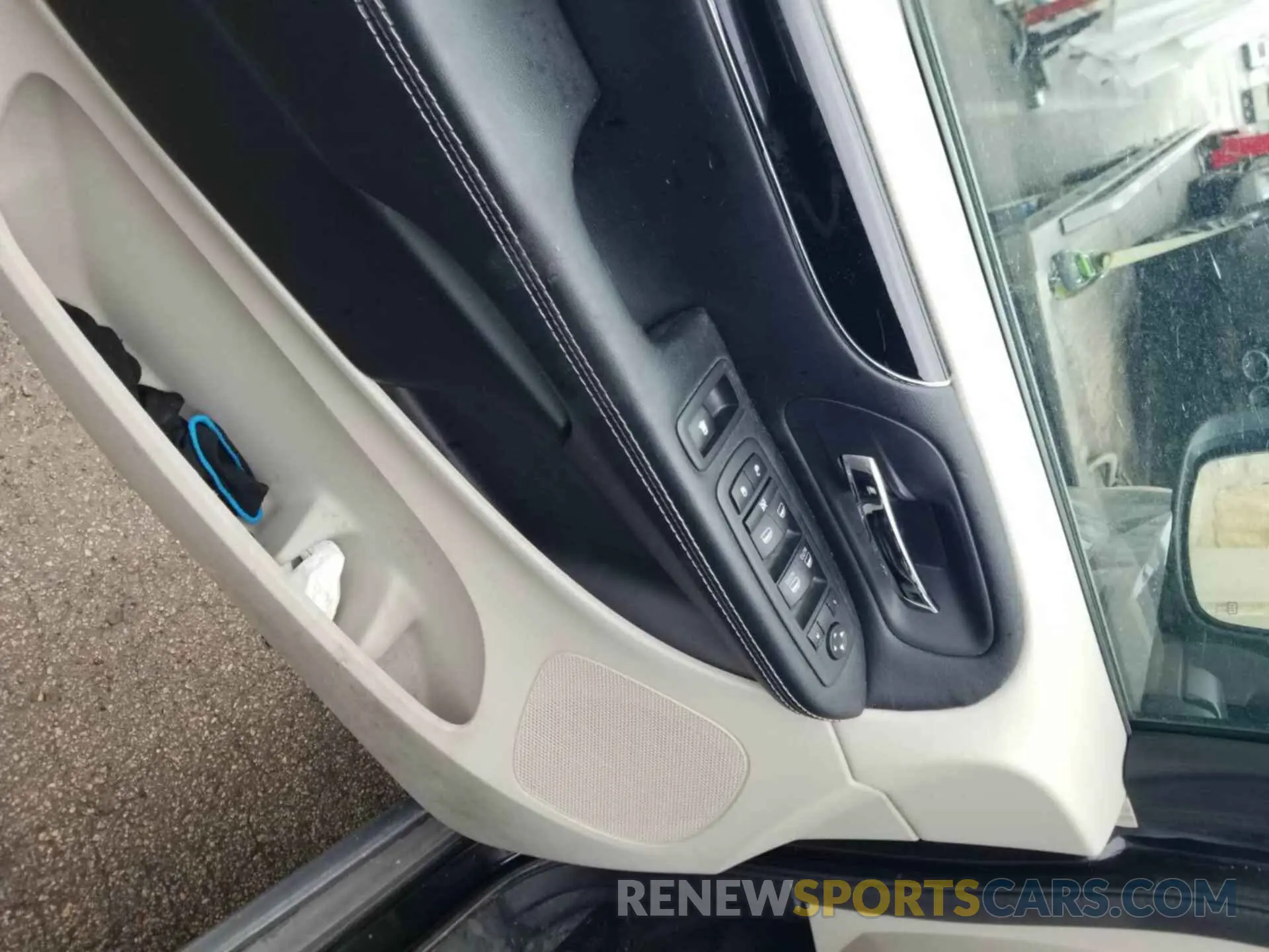 17 Фотография поврежденного автомобиля 2C4RDGCG2KR600363 DODGE GRAND CARAVAN 2019