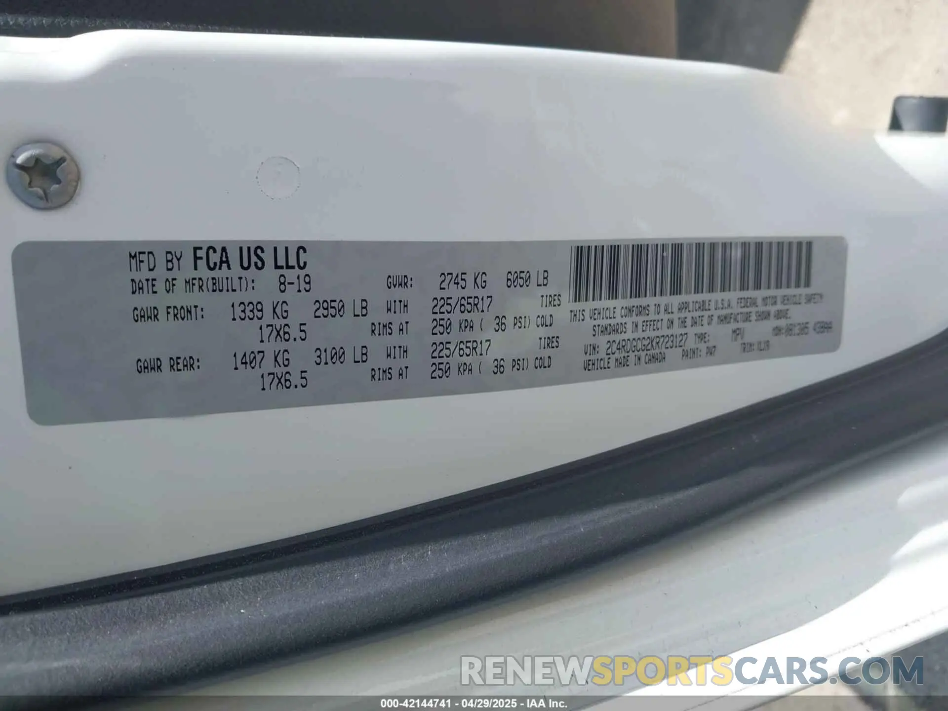 9 Photograph of a damaged car 2C4RDGCG2KR723127 DODGE GRAND CARAVAN 2019