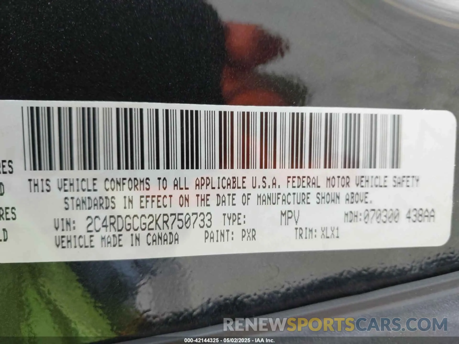 9 Photograph of a damaged car 2C4RDGCG2KR750733 DODGE GRAND CARAVAN 2019