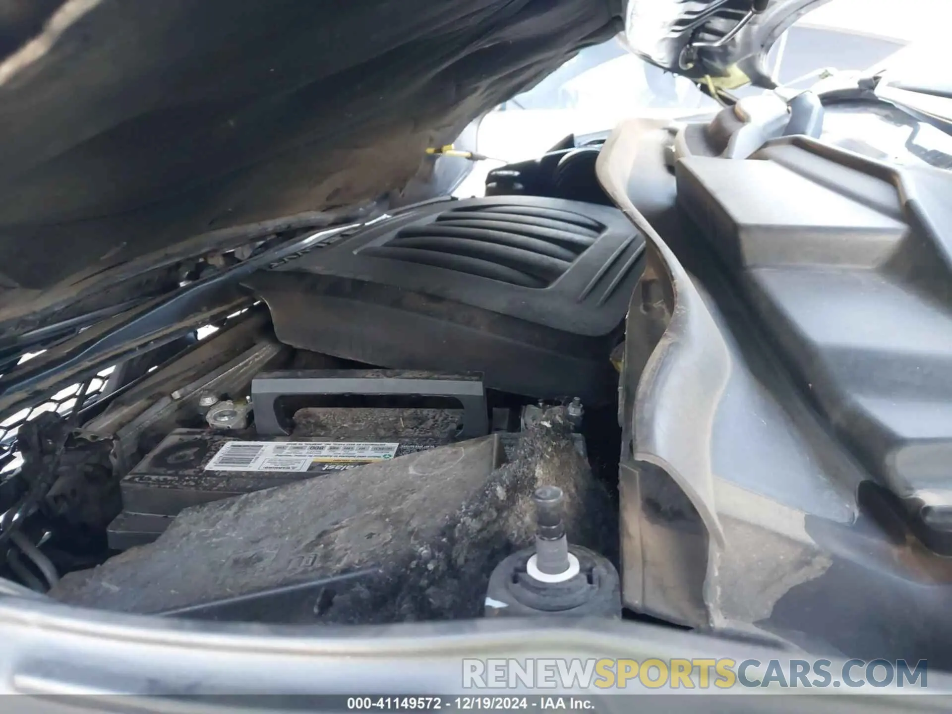 10 Photograph of a damaged car 2C4RDGCG3KR514530 DODGE GRAND CARAVAN 2019
