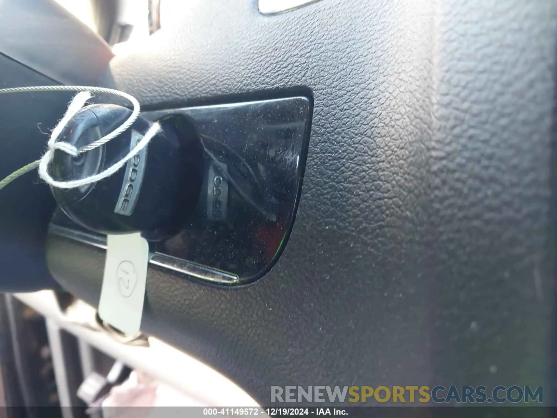 11 Photograph of a damaged car 2C4RDGCG3KR514530 DODGE GRAND CARAVAN 2019