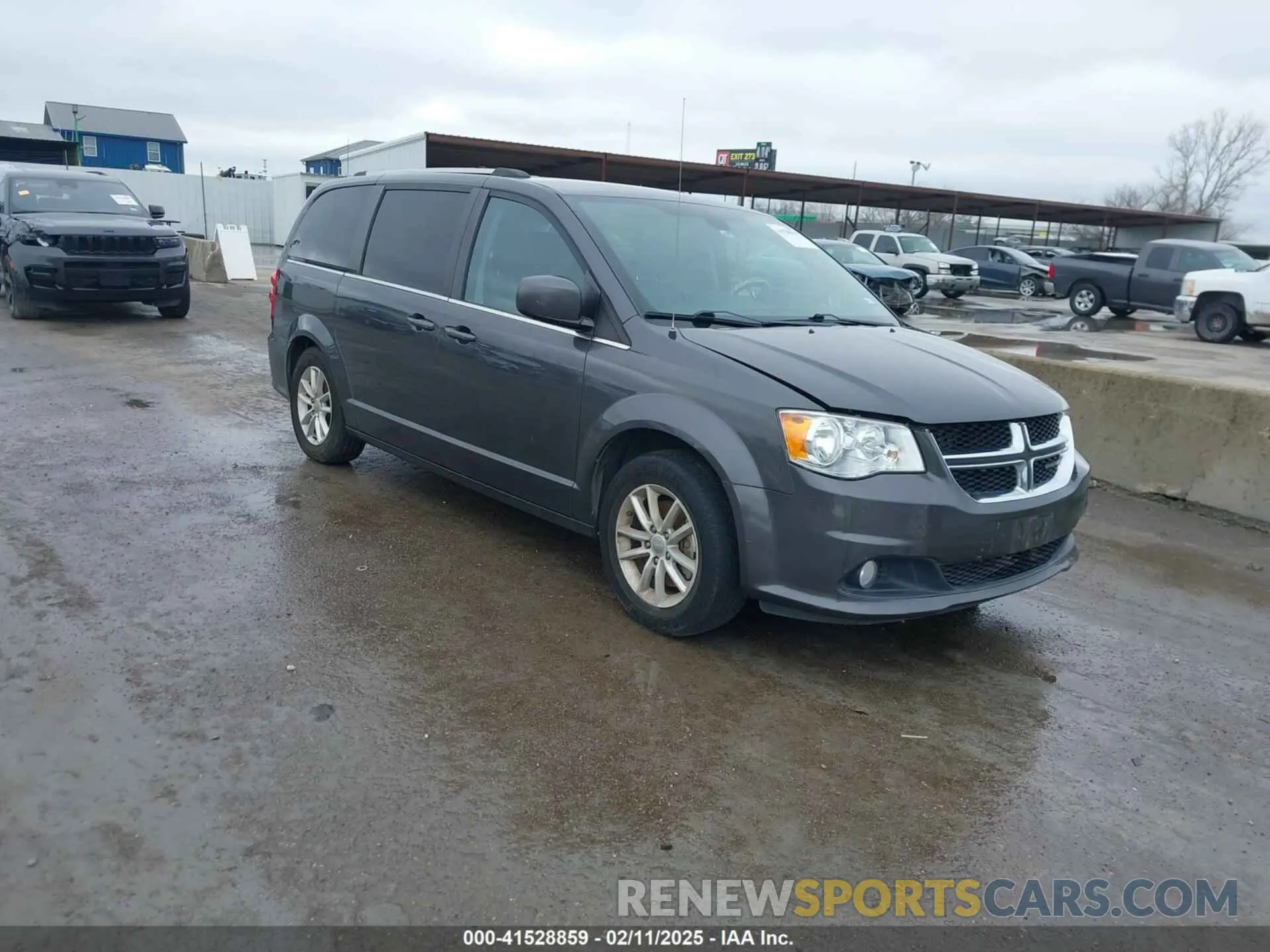 1 Photograph of a damaged car 2C4RDGCG3KR543221 DODGE GRAND CARAVAN 2019