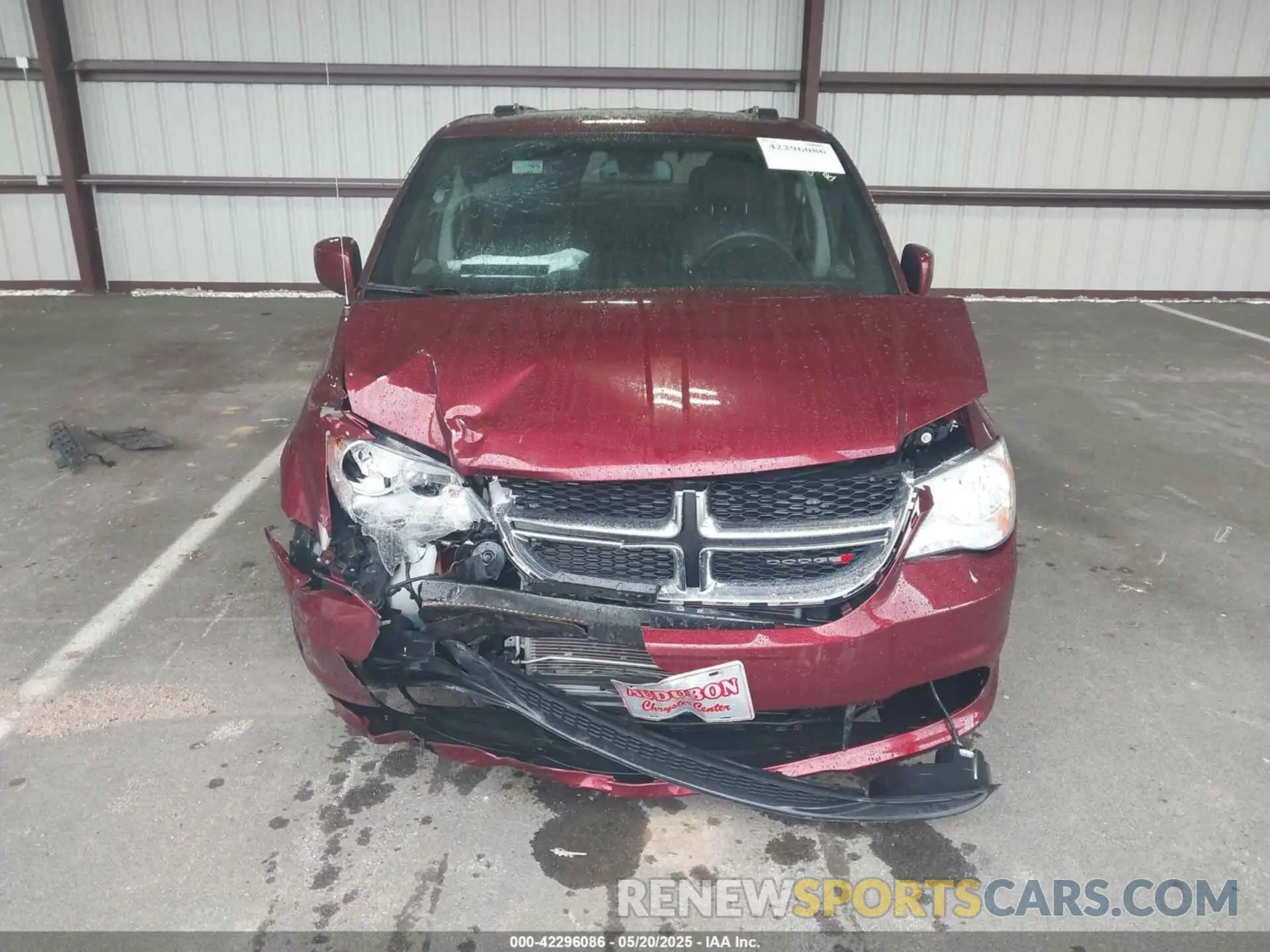 13 Photograph of a damaged car 2C4RDGCG3KR586215 DODGE GRAND CARAVAN 2019