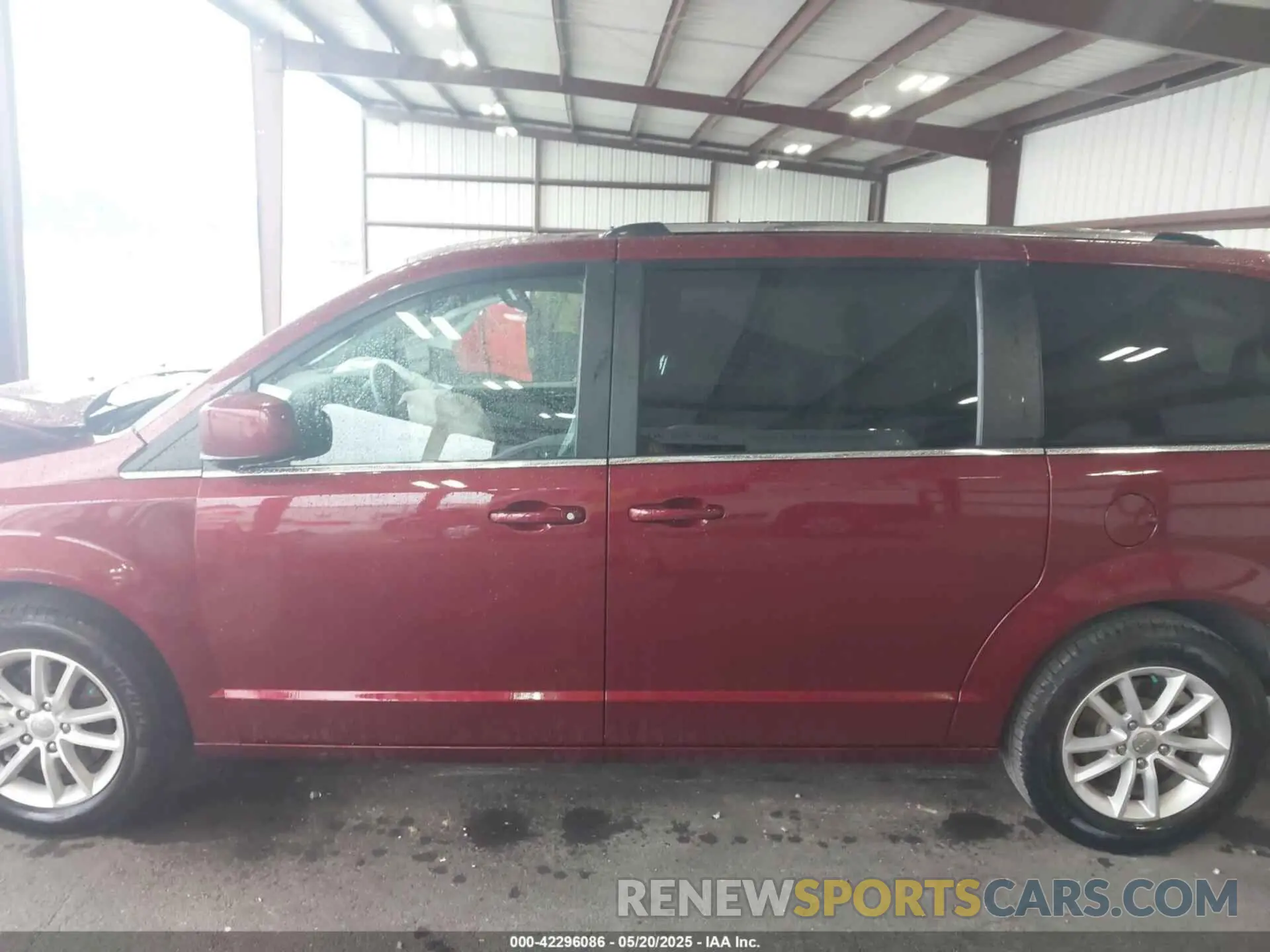 15 Photograph of a damaged car 2C4RDGCG3KR586215 DODGE GRAND CARAVAN 2019