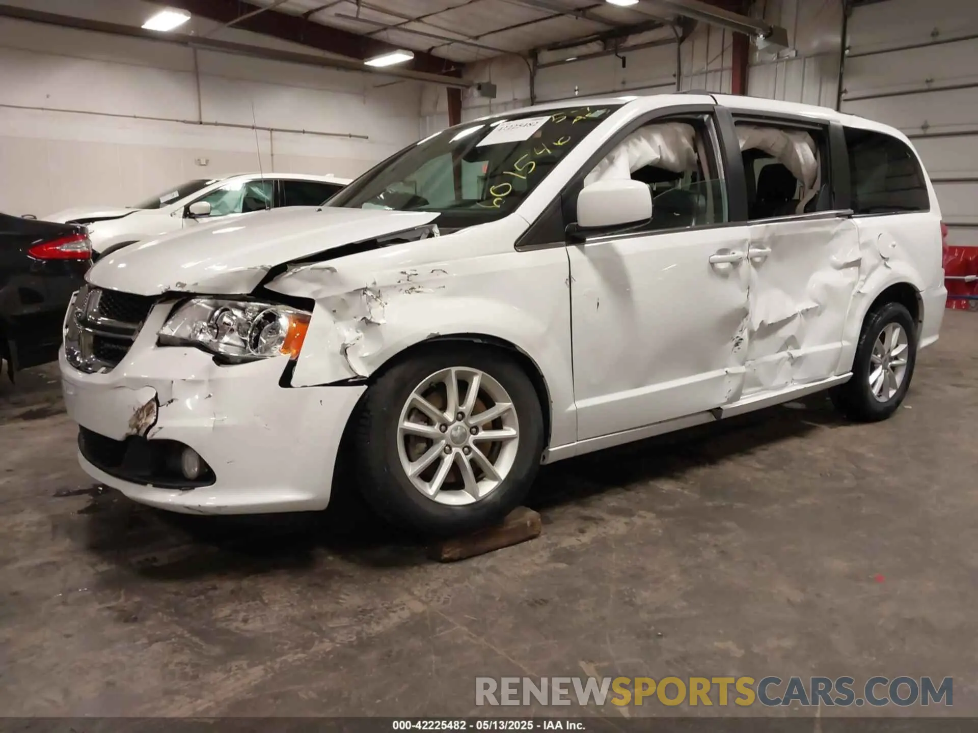 2 Фотография поврежденного автомобиля 2C4RDGCG4KR601546 DODGE GRAND CARAVAN 2019