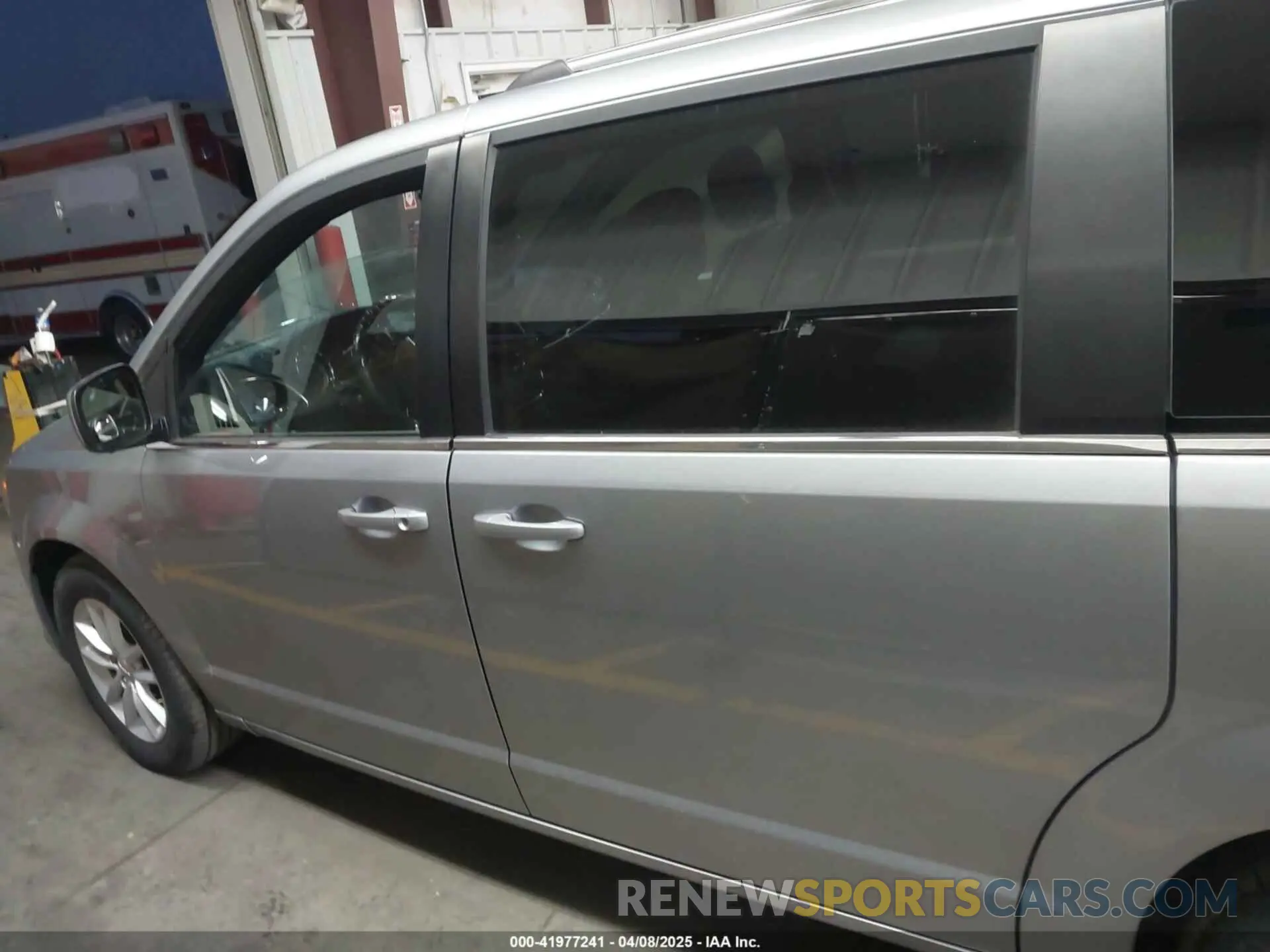 15 Фотография поврежденного автомобиля 2C4RDGCG4KR748305 DODGE GRAND CARAVAN 2019