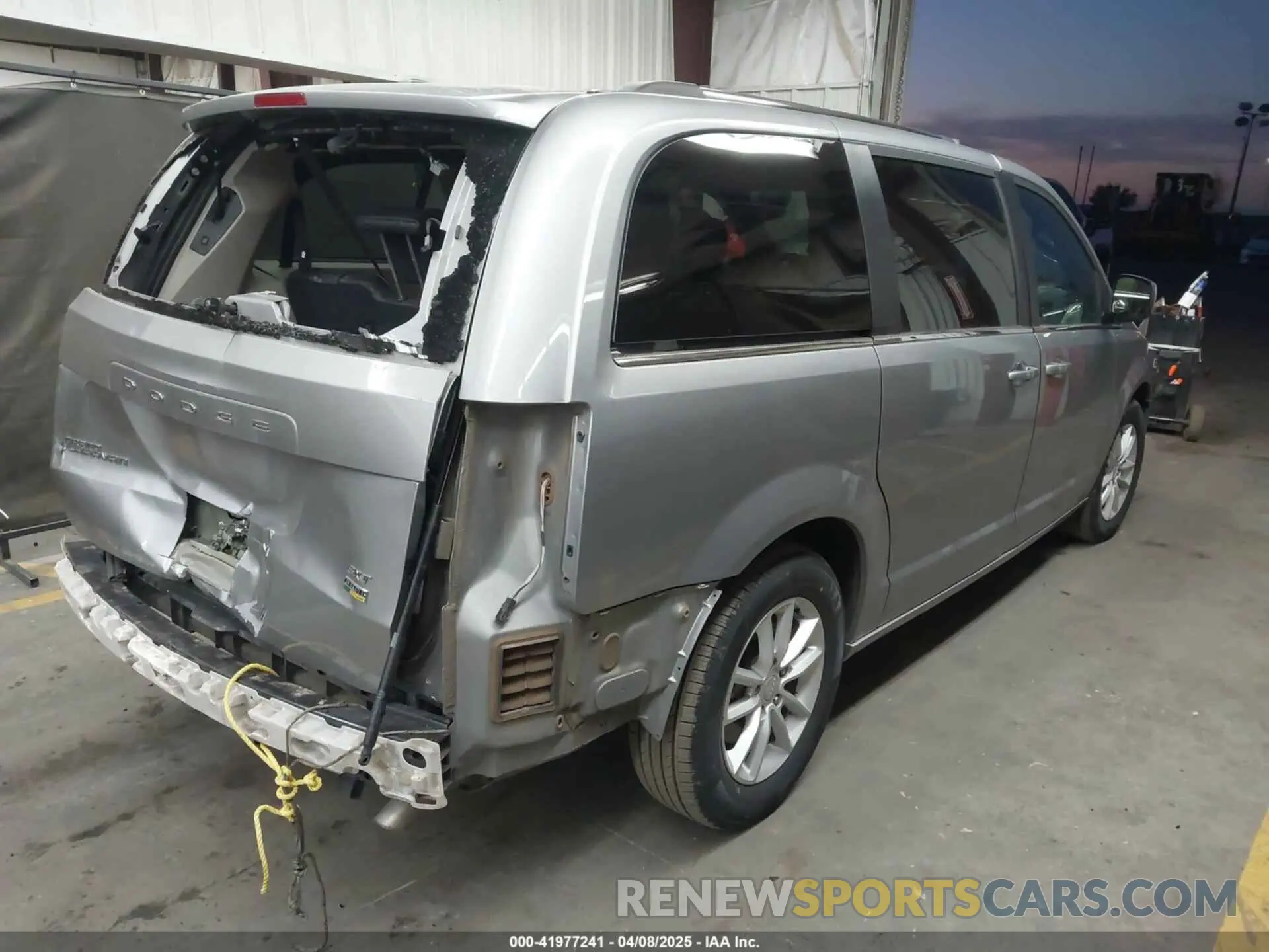 4 Фотография поврежденного автомобиля 2C4RDGCG4KR748305 DODGE GRAND CARAVAN 2019