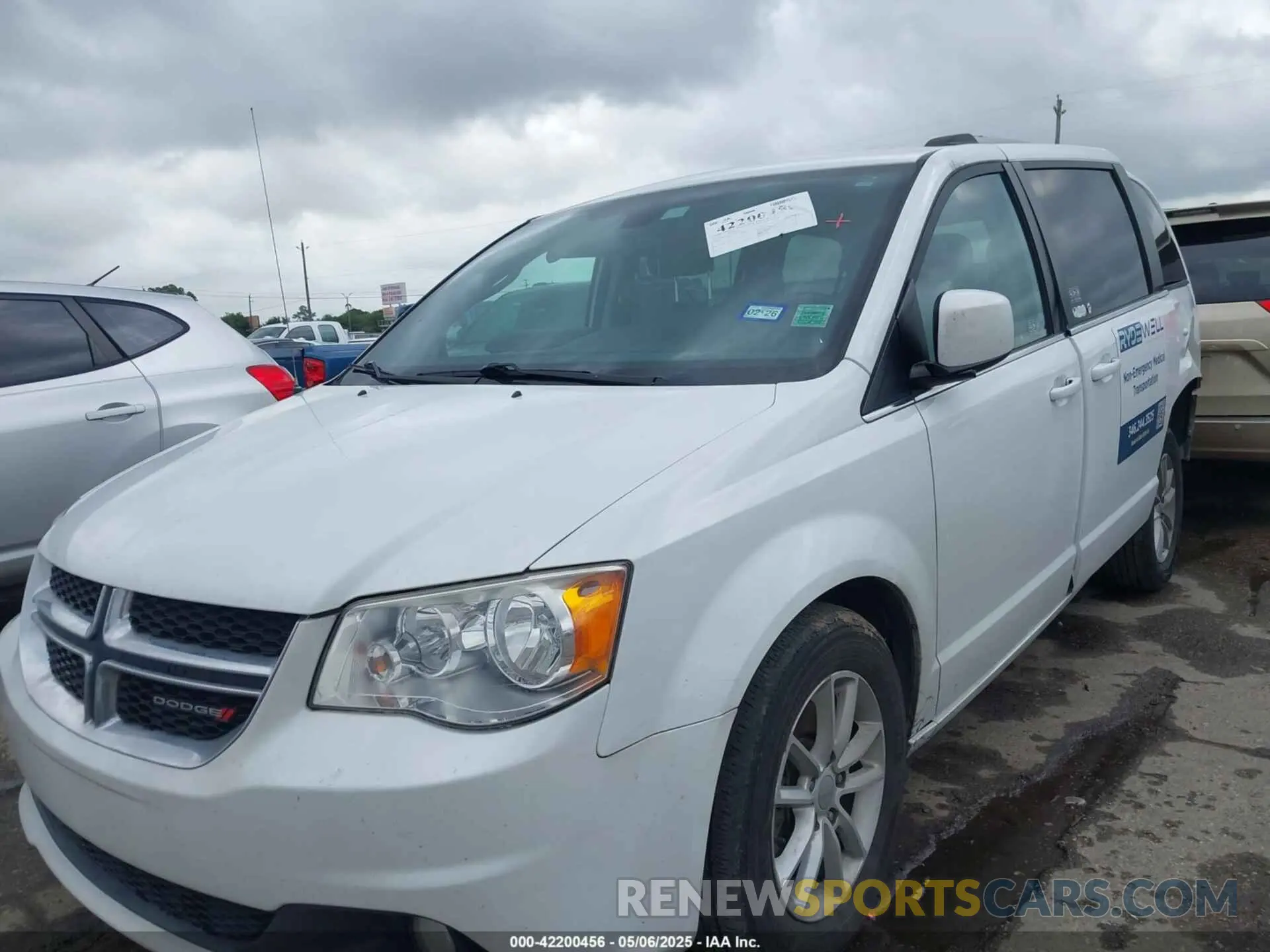 2 Фотография поврежденного автомобиля 2C4RDGCG5KR636242 DODGE GRAND CARAVAN 2019