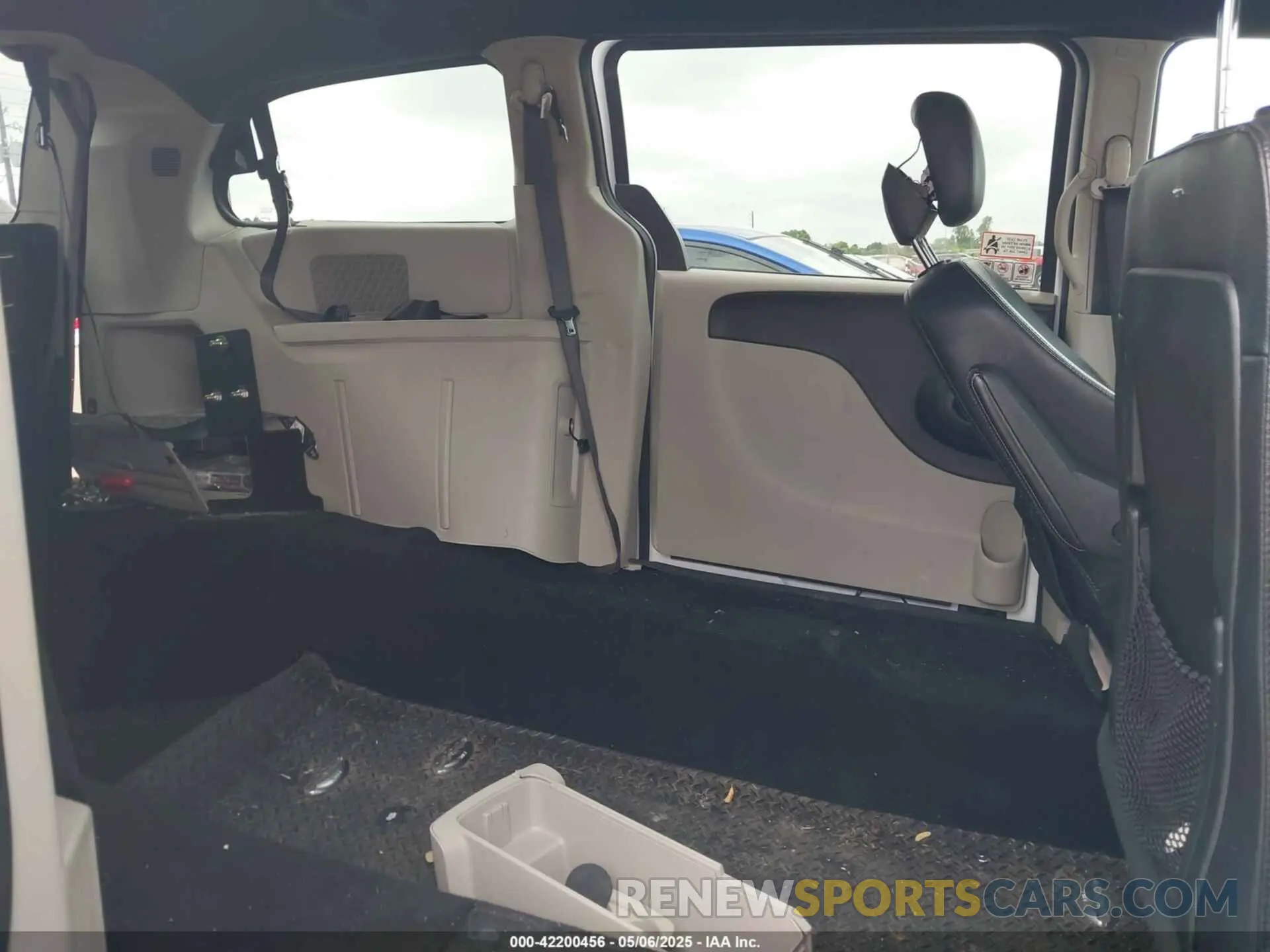 8 Фотография поврежденного автомобиля 2C4RDGCG5KR636242 DODGE GRAND CARAVAN 2019