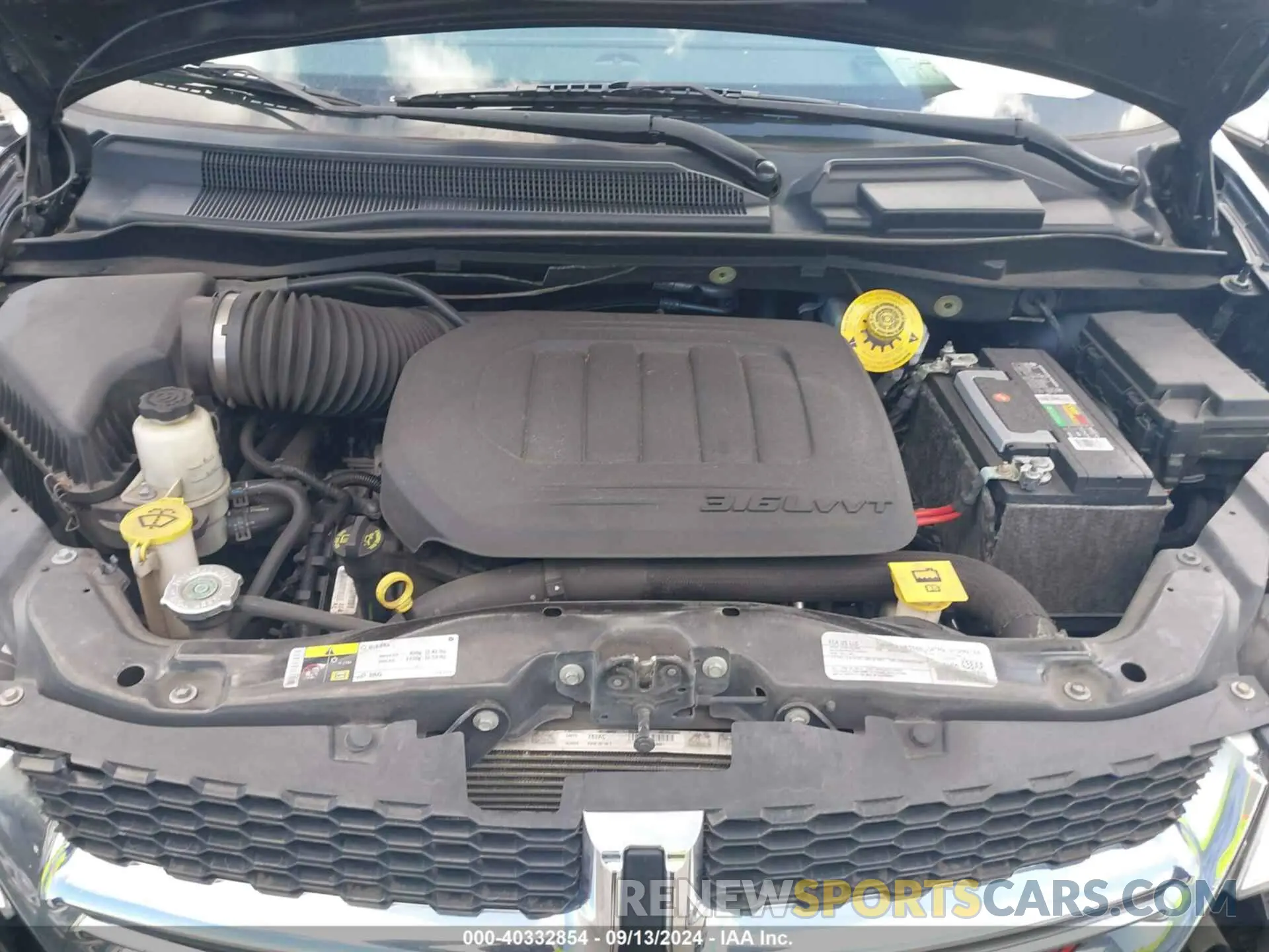 10 Photograph of a damaged car 2C4RDGCG5KR797853 DODGE GRAND CARAVAN 2019