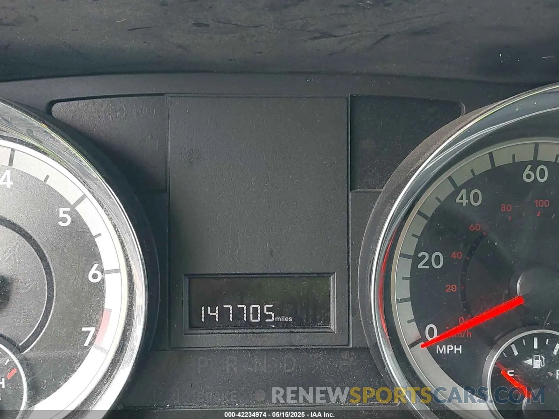 16 Photograph of a damaged car 2C4RDGCG5KR800489 DODGE GRAND CARAVAN 2019