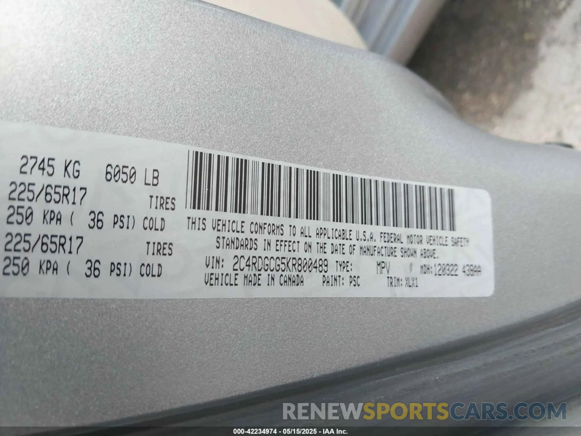 9 Photograph of a damaged car 2C4RDGCG5KR800489 DODGE GRAND CARAVAN 2019