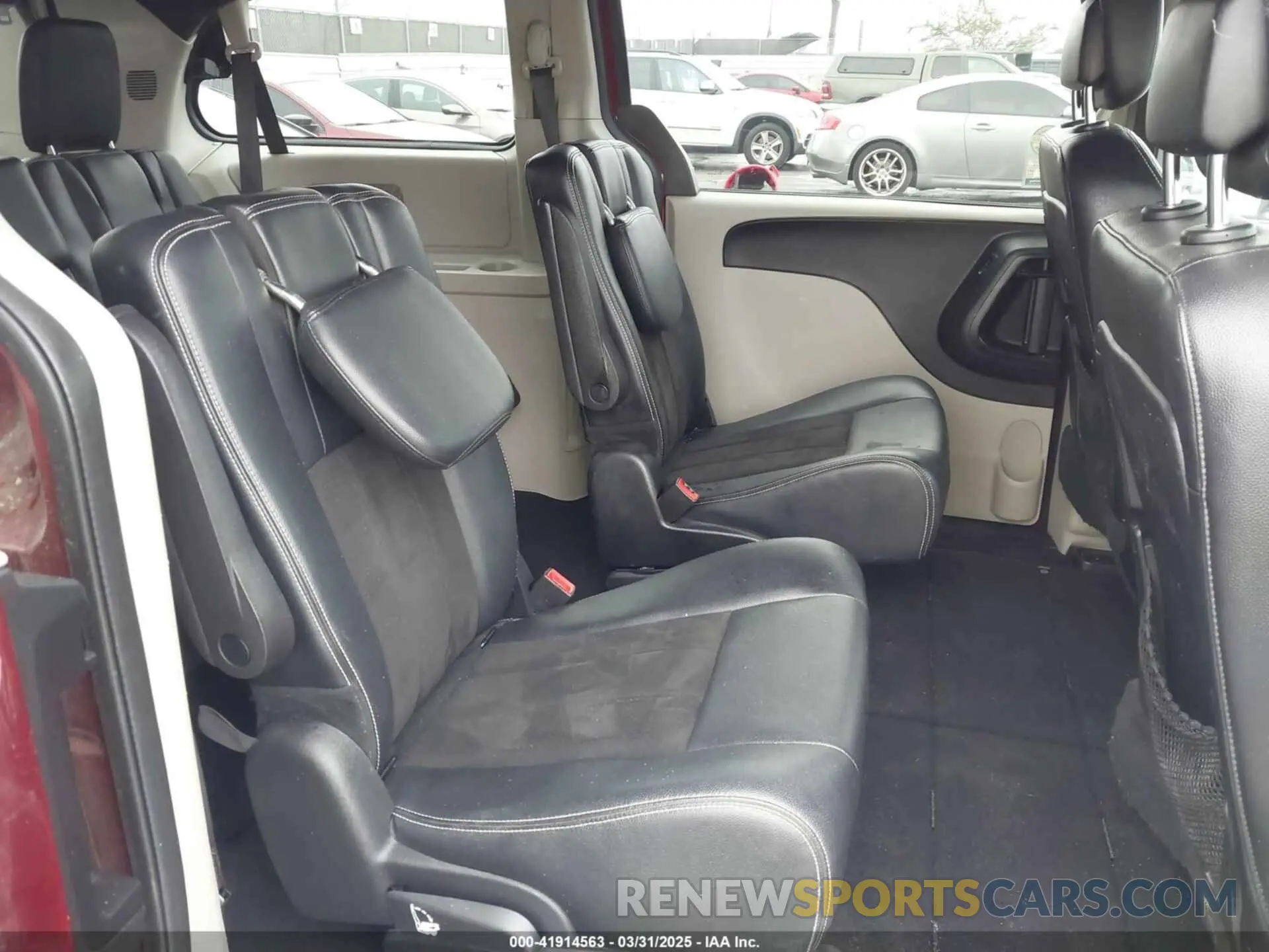 8 Фотография поврежденного автомобиля 2C4RDGCG6KR695817 DODGE GRAND CARAVAN 2019