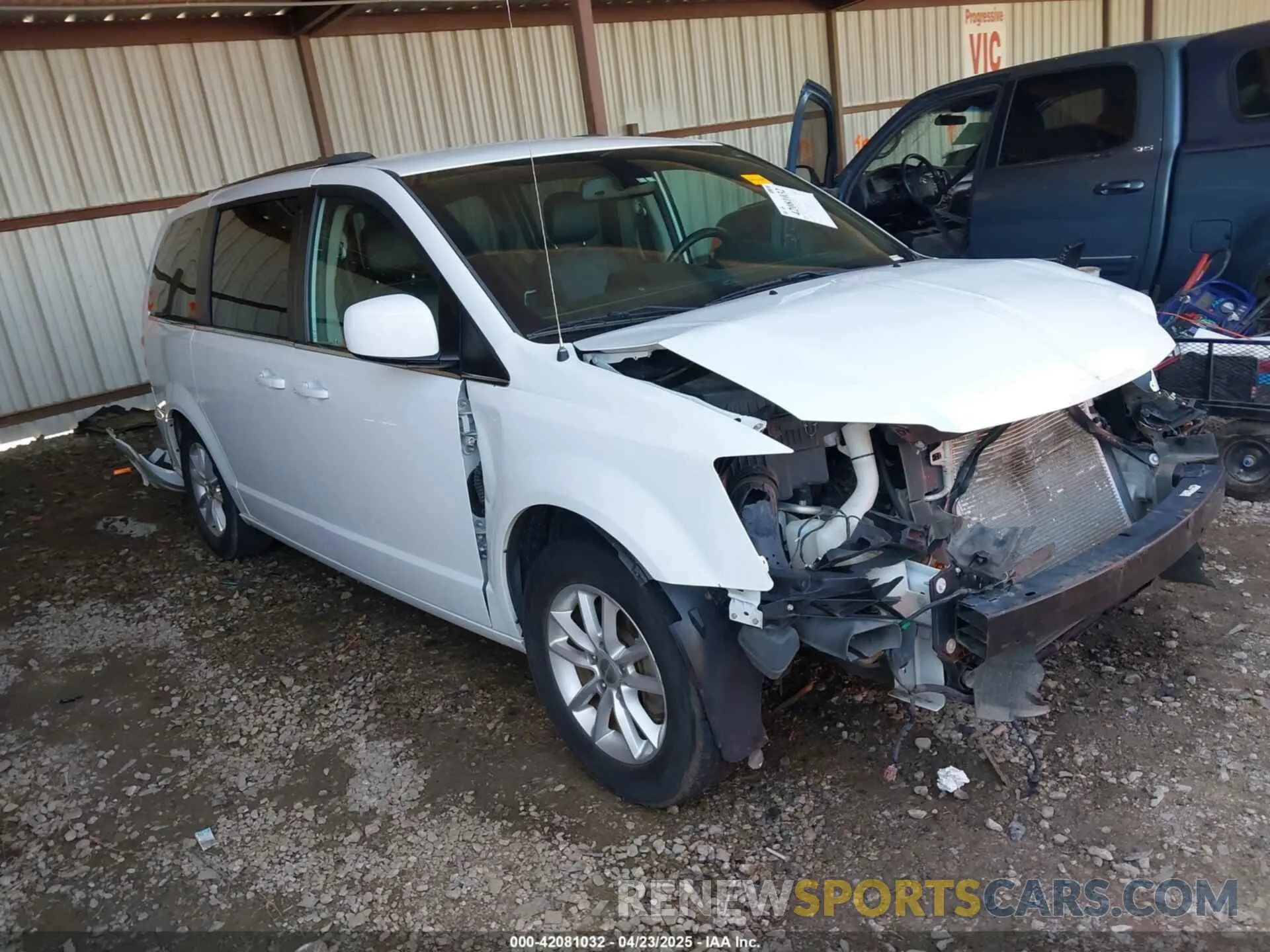 1 Фотография поврежденного автомобиля 2C4RDGCG7KR677214 DODGE GRAND CARAVAN 2019