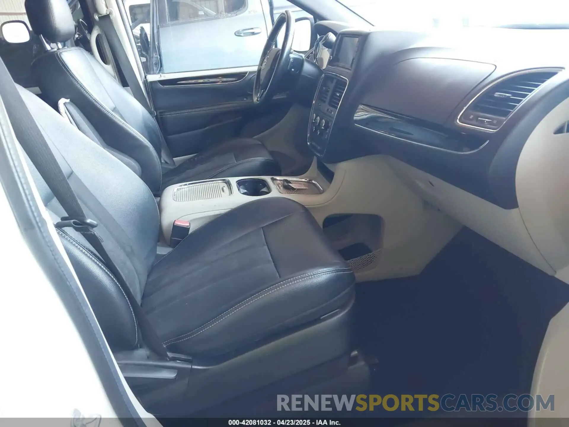 5 Фотография поврежденного автомобиля 2C4RDGCG7KR677214 DODGE GRAND CARAVAN 2019