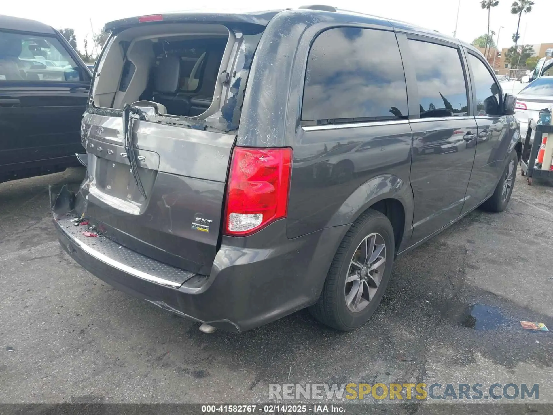 4 Фотография поврежденного автомобиля 2C4RDGCG7KR691775 DODGE GRAND CARAVAN 2019