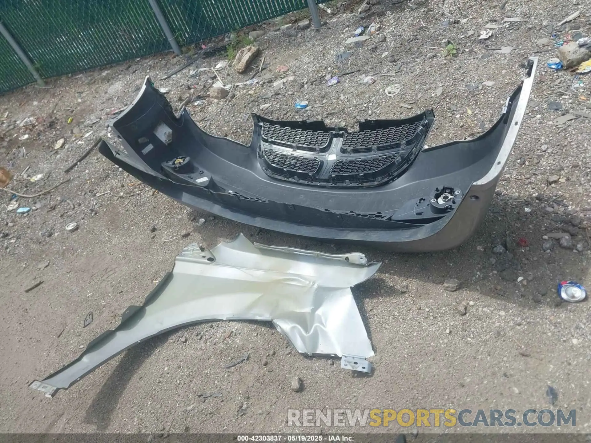 12 Photograph of a damaged car 2C4RDGCG7KR716495 DODGE GRAND CARAVAN 2019