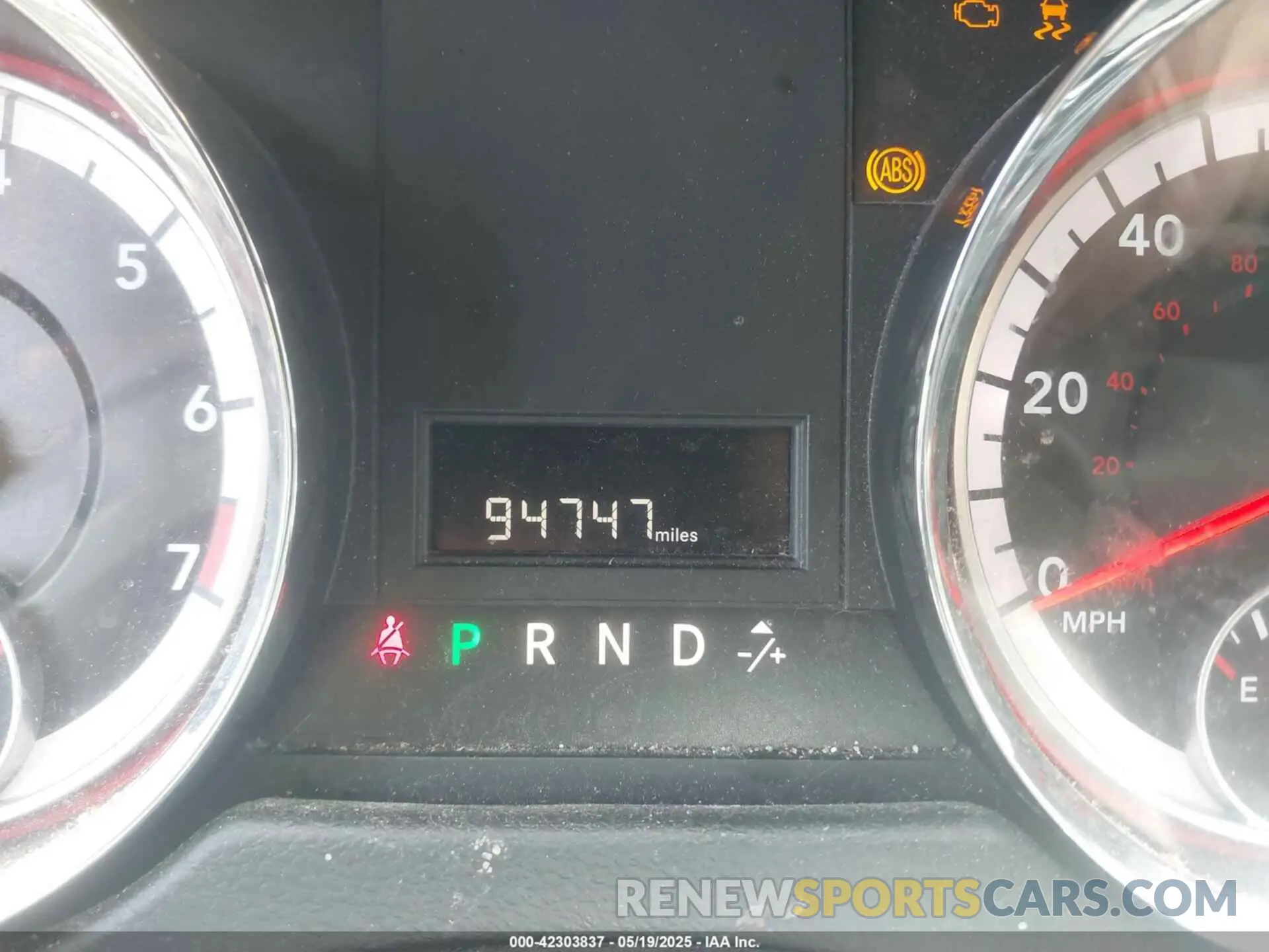 16 Photograph of a damaged car 2C4RDGCG7KR716495 DODGE GRAND CARAVAN 2019