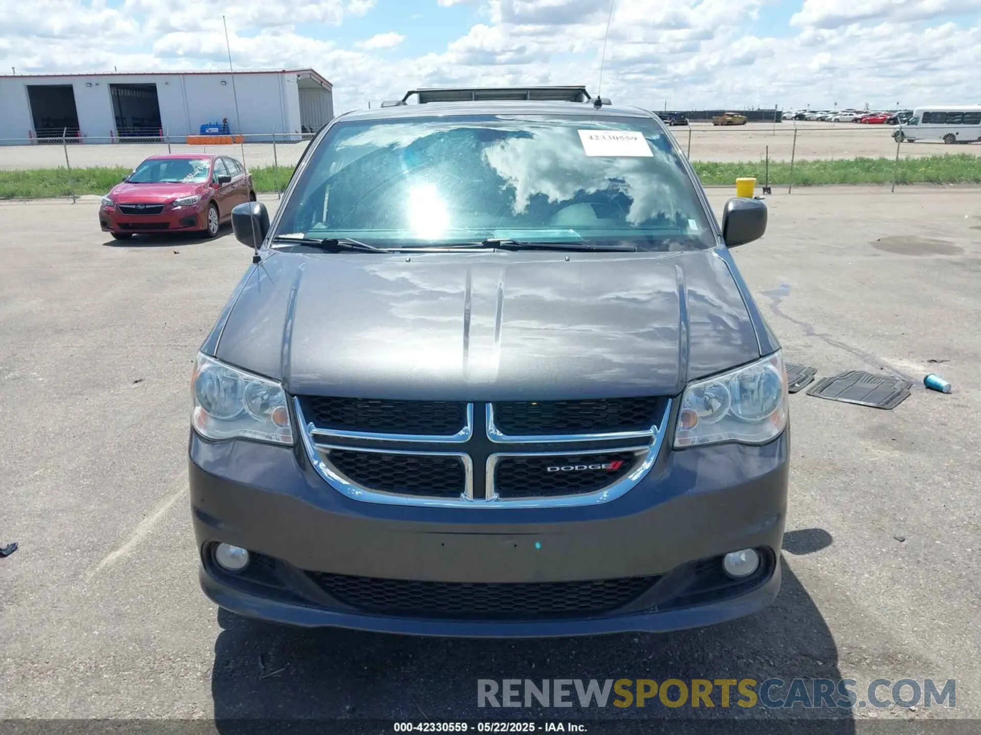 12 Photograph of a damaged car 2C4RDGCG8KR717896 DODGE GRAND CARAVAN 2019