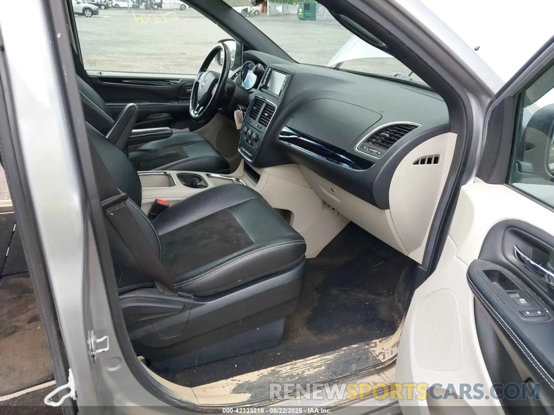 5 Фотография поврежденного автомобиля 2C4RDGCG8KR771084 DODGE GRAND CARAVAN 2019