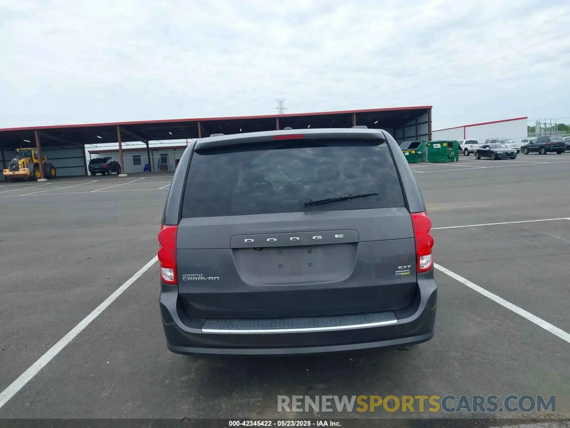 15 Photograph of a damaged car 2C4RDGCG8KR798043 DODGE GRAND CARAVAN 2019