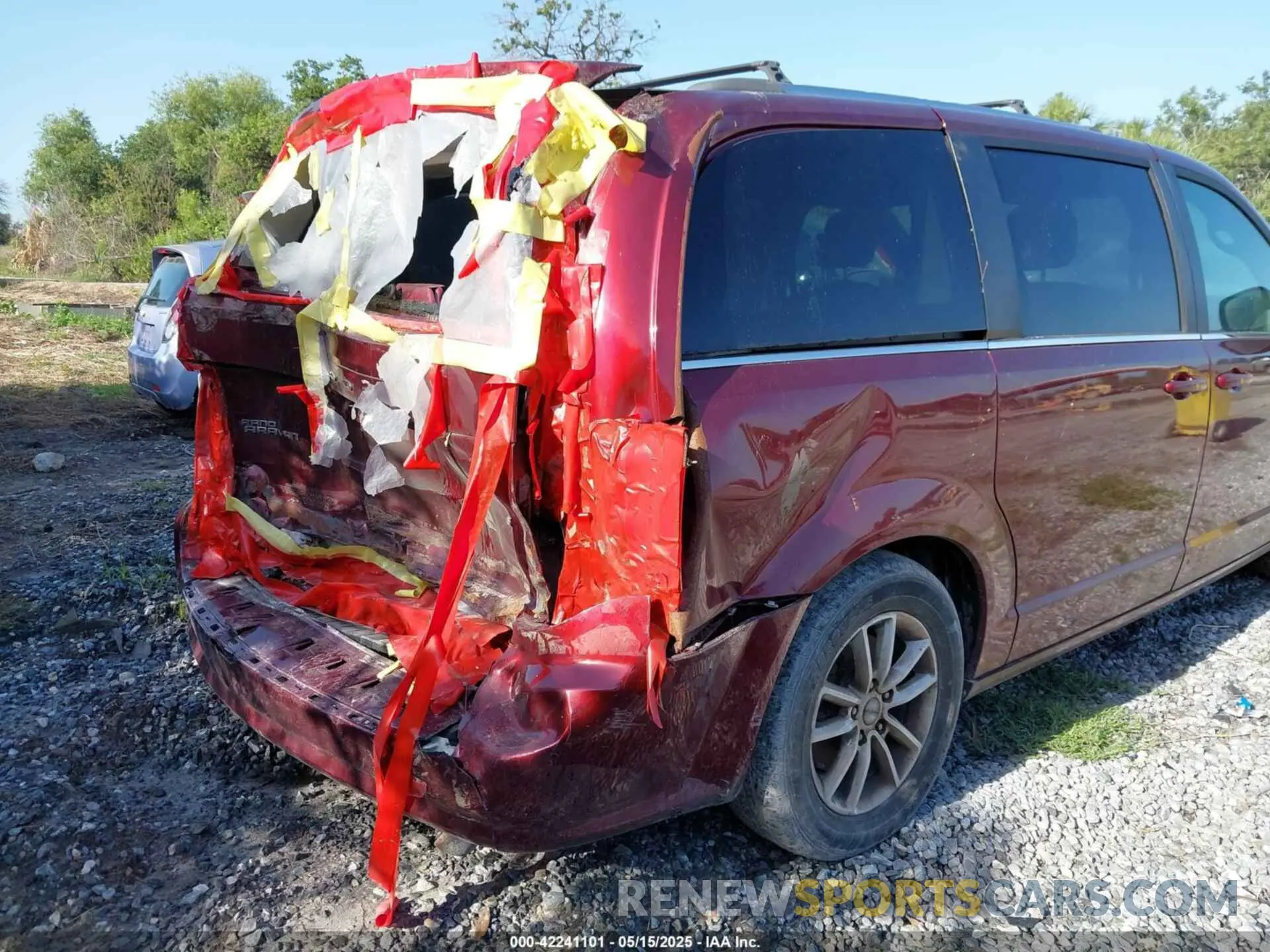 18 Фотография поврежденного автомобиля 2C4RDGCG9KR542185 DODGE GRAND CARAVAN 2019