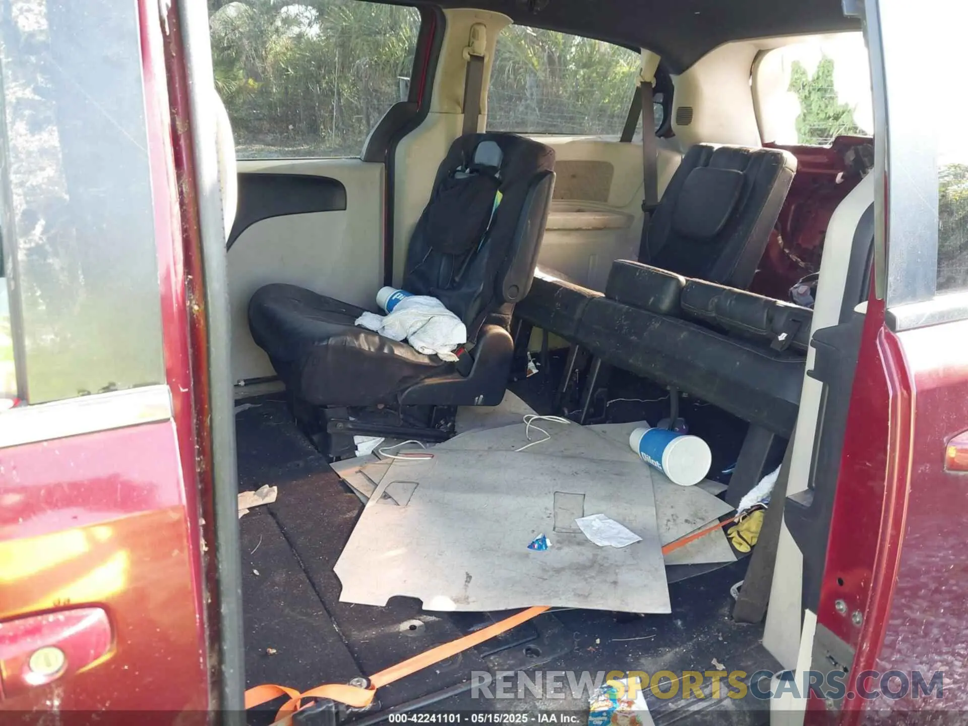 8 Фотография поврежденного автомобиля 2C4RDGCG9KR542185 DODGE GRAND CARAVAN 2019