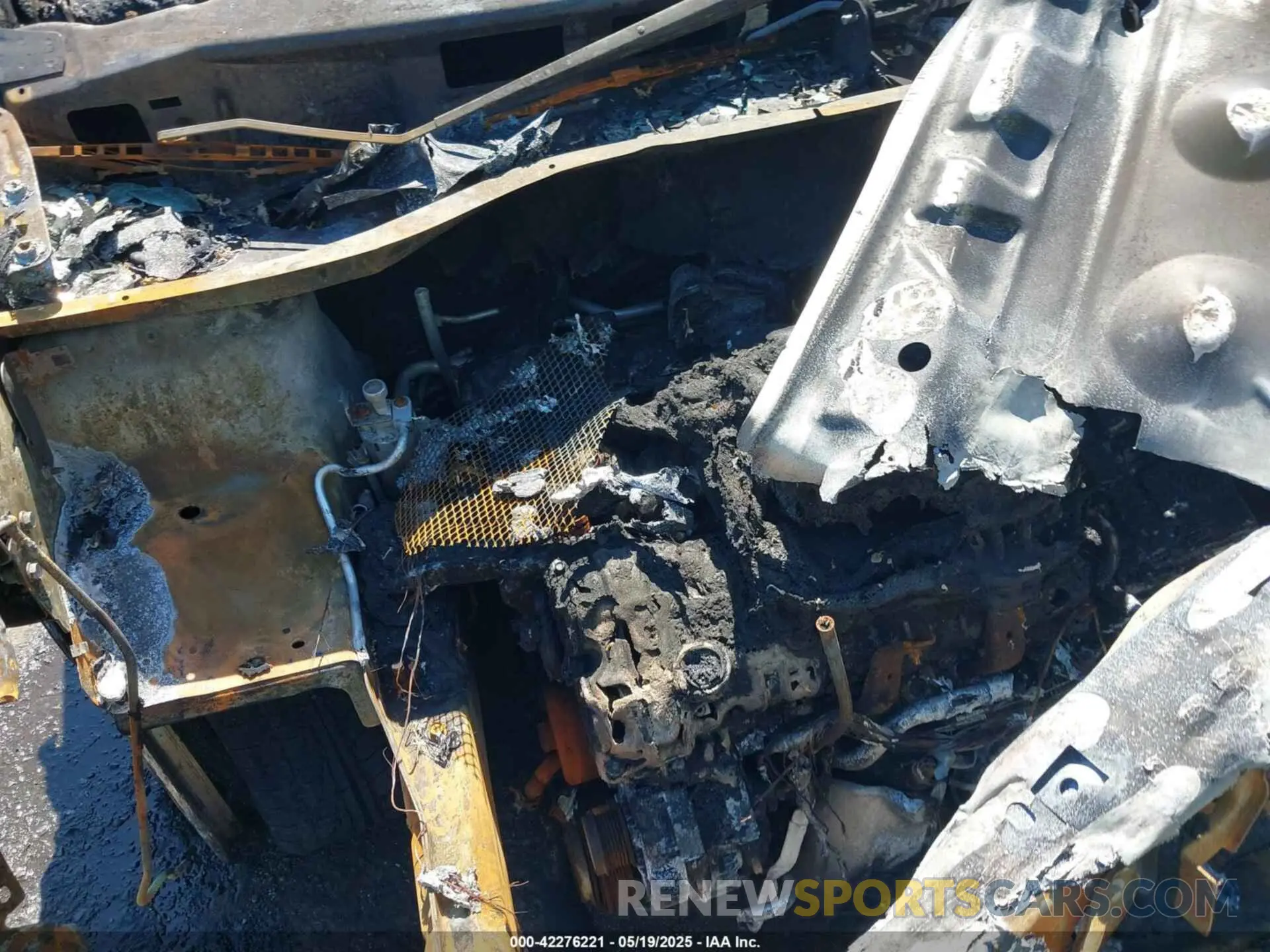 10 Photograph of a damaged car 2C4RDGCGXKR657801 DODGE GRAND CARAVAN 2019