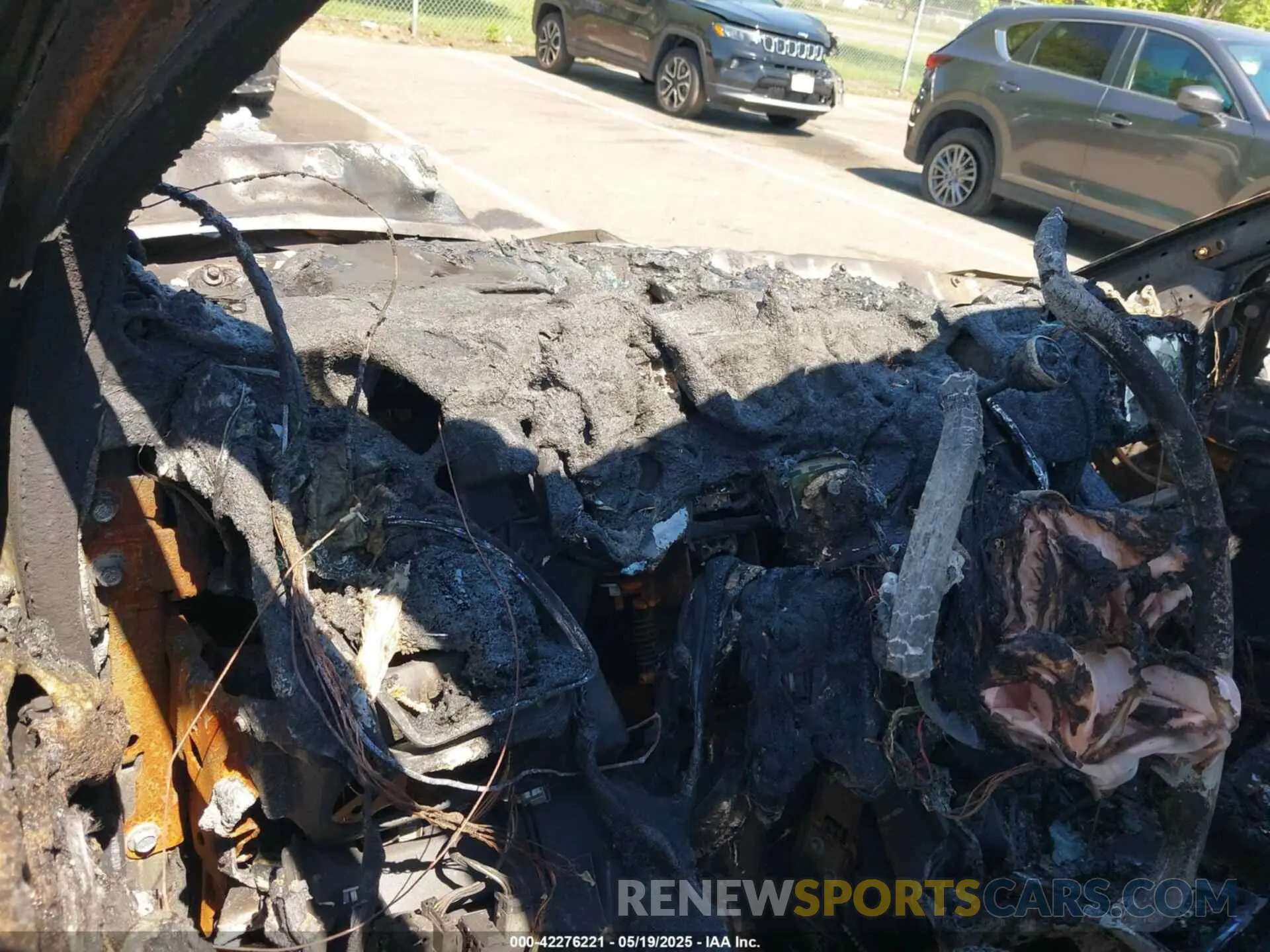 7 Photograph of a damaged car 2C4RDGCGXKR657801 DODGE GRAND CARAVAN 2019
