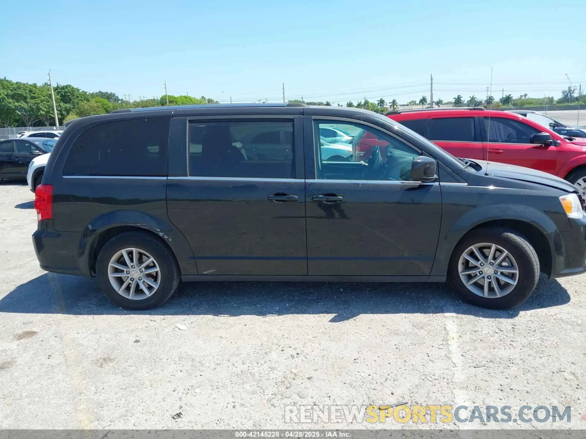 13 Фотография поврежденного автомобиля 2C4RDGCGXKR743304 DODGE GRAND CARAVAN 2019