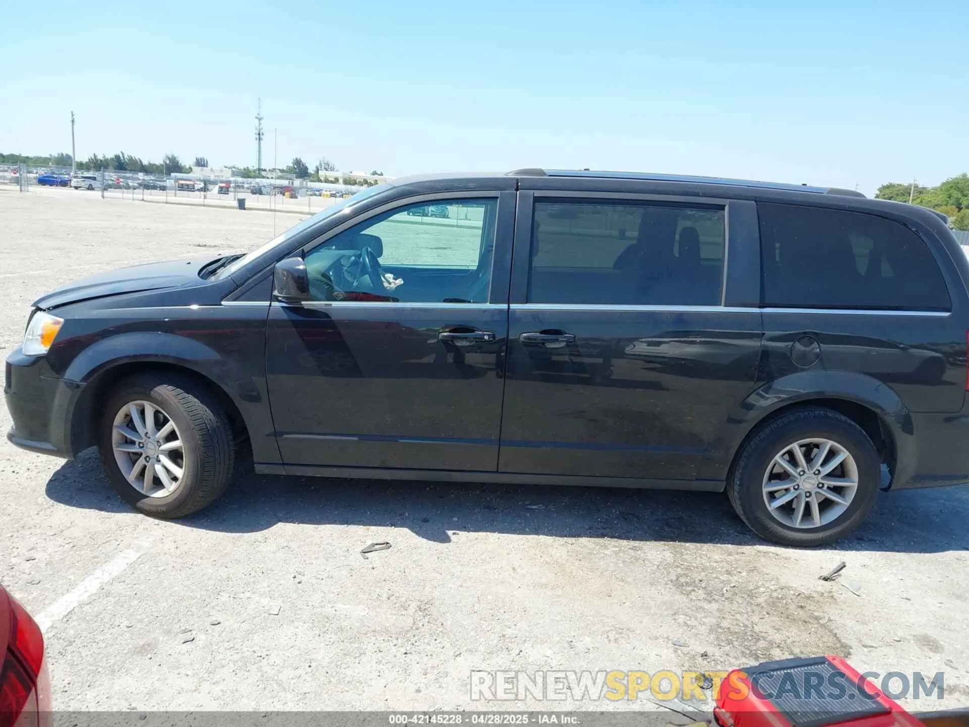 14 Фотография поврежденного автомобиля 2C4RDGCGXKR743304 DODGE GRAND CARAVAN 2019