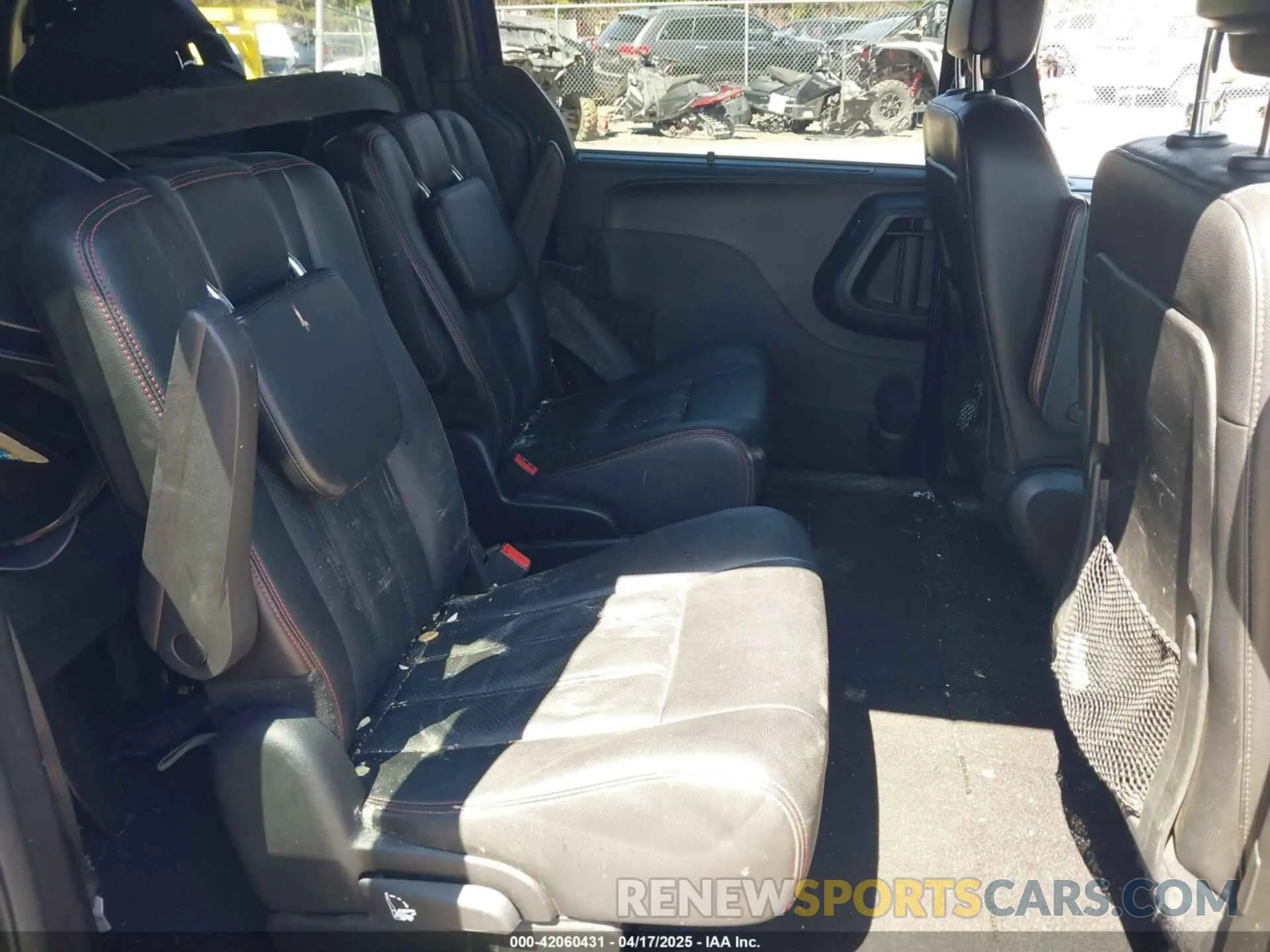 8 Фотография поврежденного автомобиля 2C4RDGEG2KR563179 DODGE GRAND CARAVAN 2019
