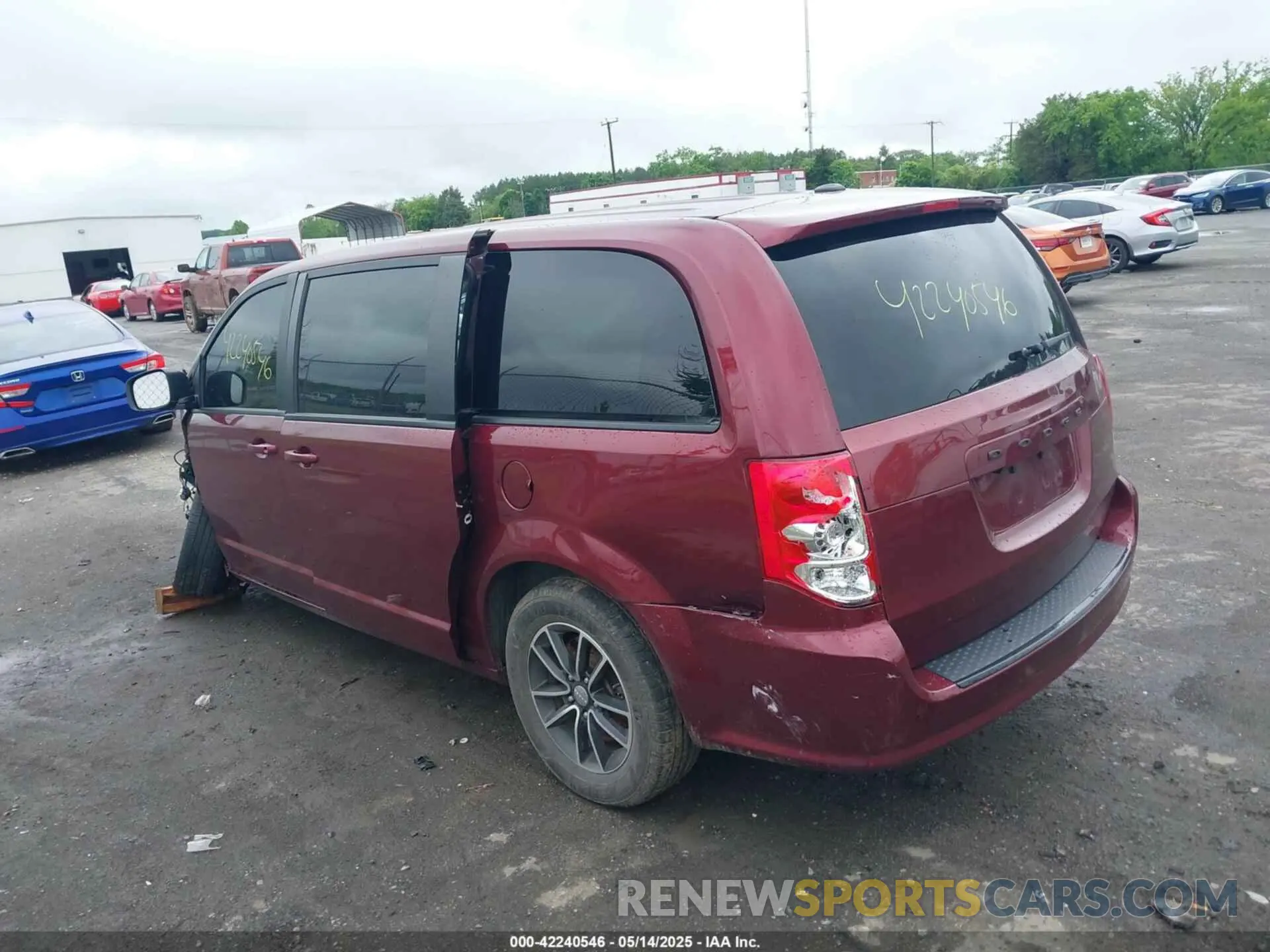 3 Фотография поврежденного автомобиля 2C4RDGEG2KR617905 DODGE GRAND CARAVAN 2019