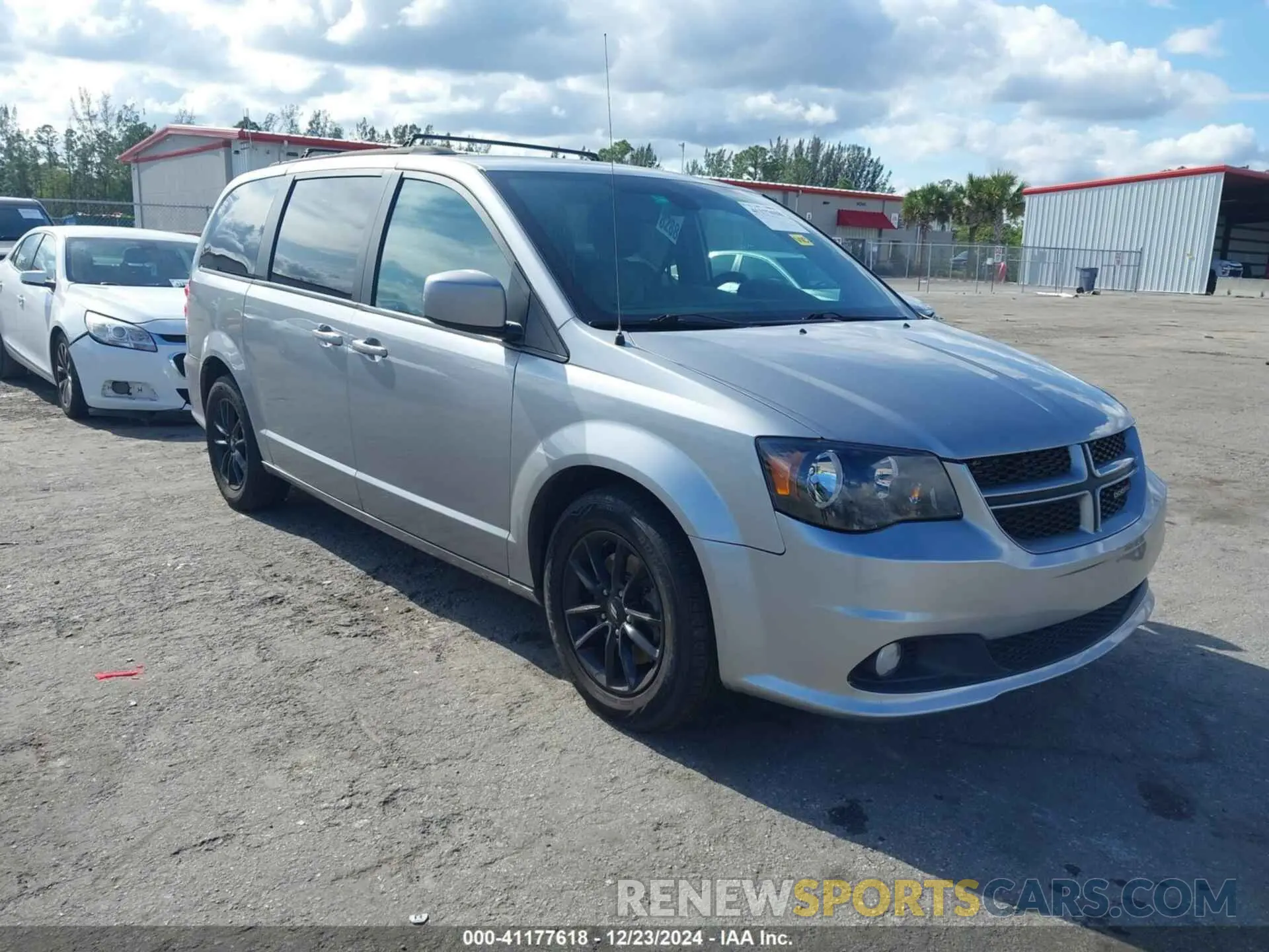 1 Фотография поврежденного автомобиля 2C4RDGEG2KR736330 DODGE GRAND CARAVAN 2019