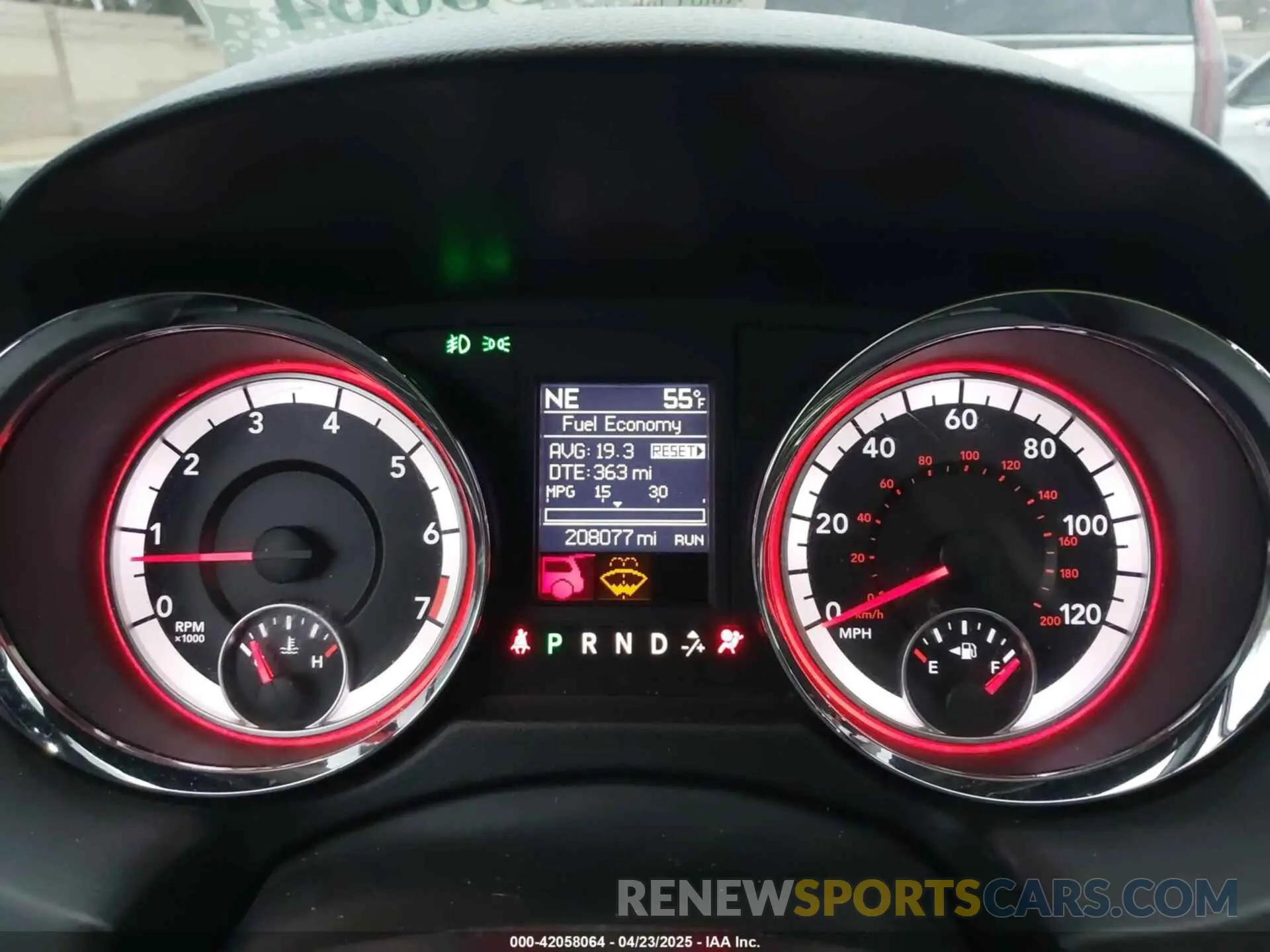 16 Photograph of a damaged car 2C4RDGEG2KR765049 DODGE GRAND CARAVAN 2019