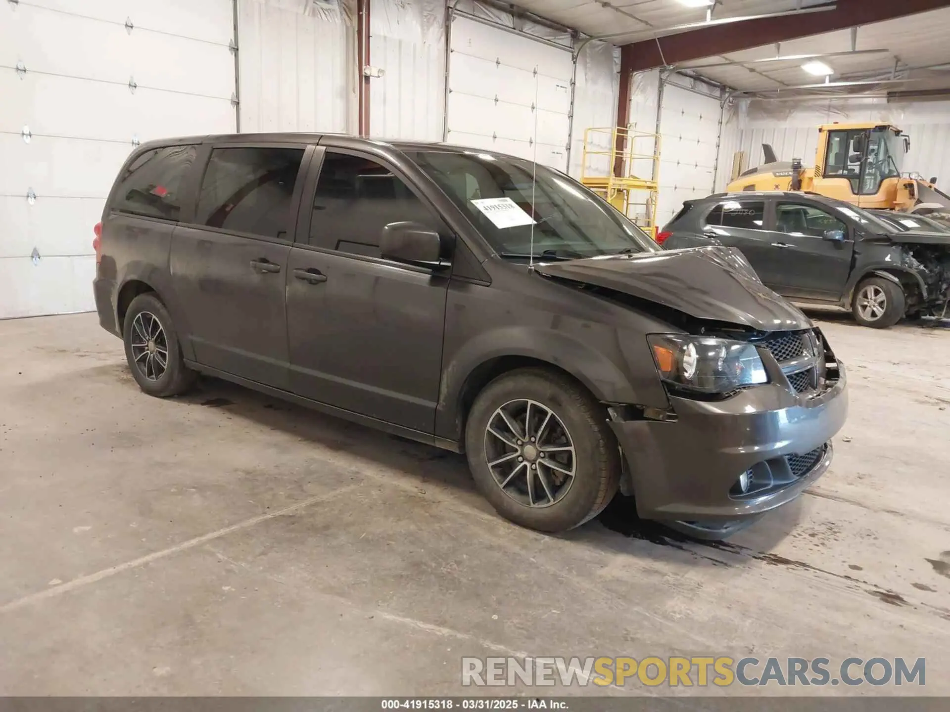 1 Фотография поврежденного автомобиля 2C4RDGEG3KR646068 DODGE GRAND CARAVAN 2019