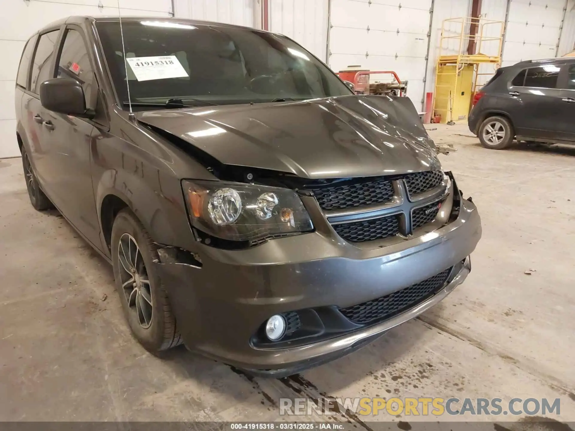 12 Фотография поврежденного автомобиля 2C4RDGEG3KR646068 DODGE GRAND CARAVAN 2019