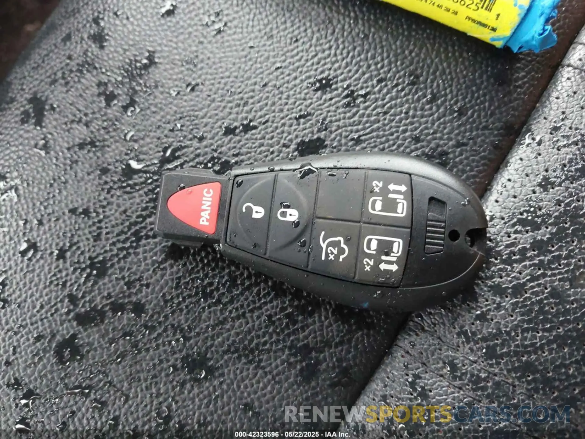 11 Photograph of a damaged car 2C4RDGEG3KR752598 DODGE GRAND CARAVAN 2019