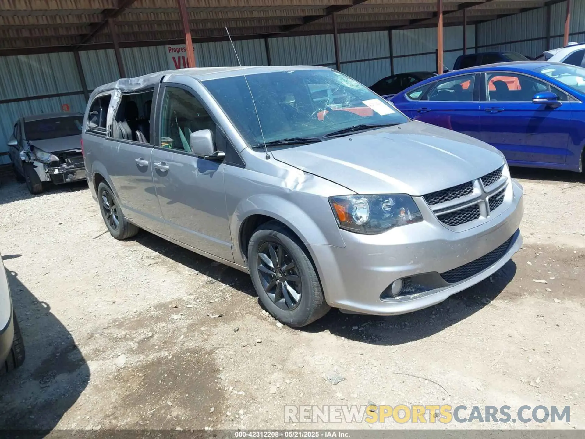 1 Photograph of a damaged car 2C4RDGEG4KR716080 DODGE GRAND CARAVAN 2019