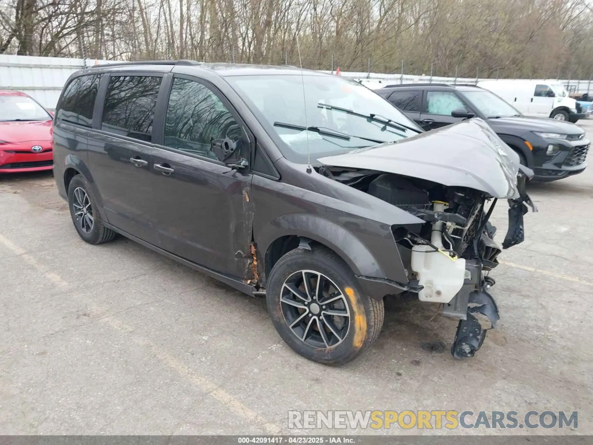 1 Фотография поврежденного автомобиля 2C4RDGEG8KR606486 DODGE GRAND CARAVAN 2019