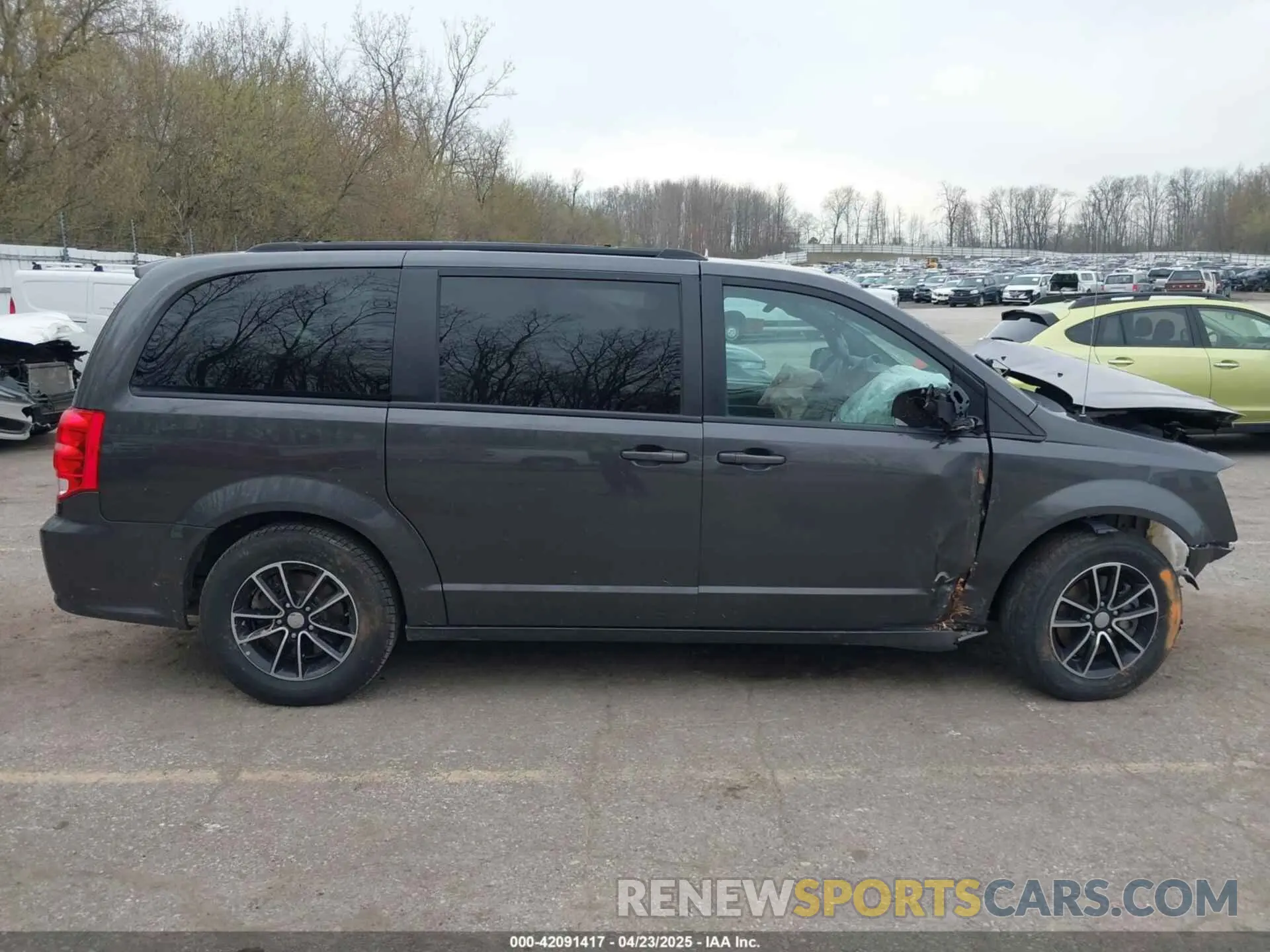 13 Фотография поврежденного автомобиля 2C4RDGEG8KR606486 DODGE GRAND CARAVAN 2019