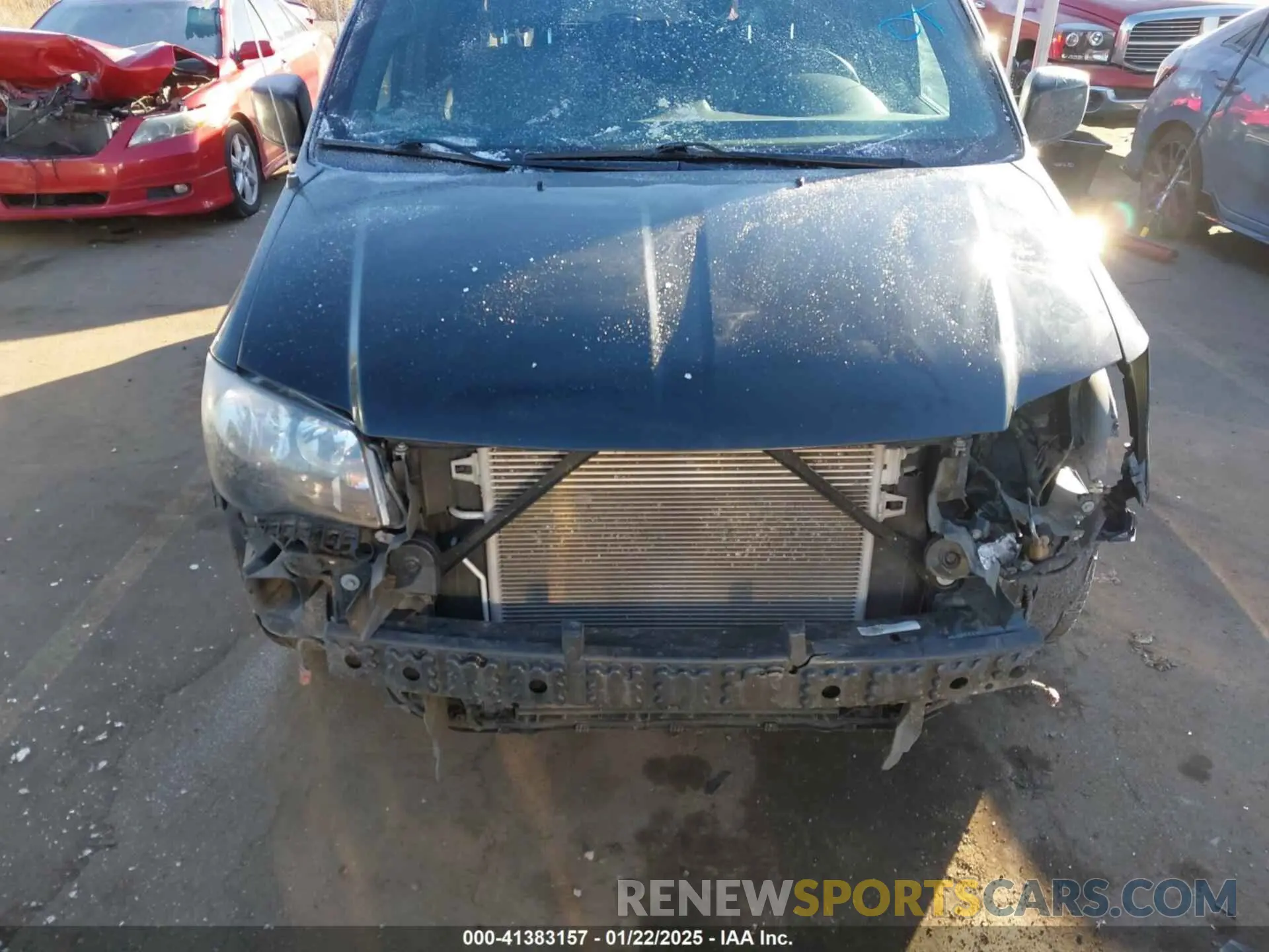 13 Photograph of a damaged car 2C4RDGEG9KR571506 DODGE GRAND CARAVAN 2019