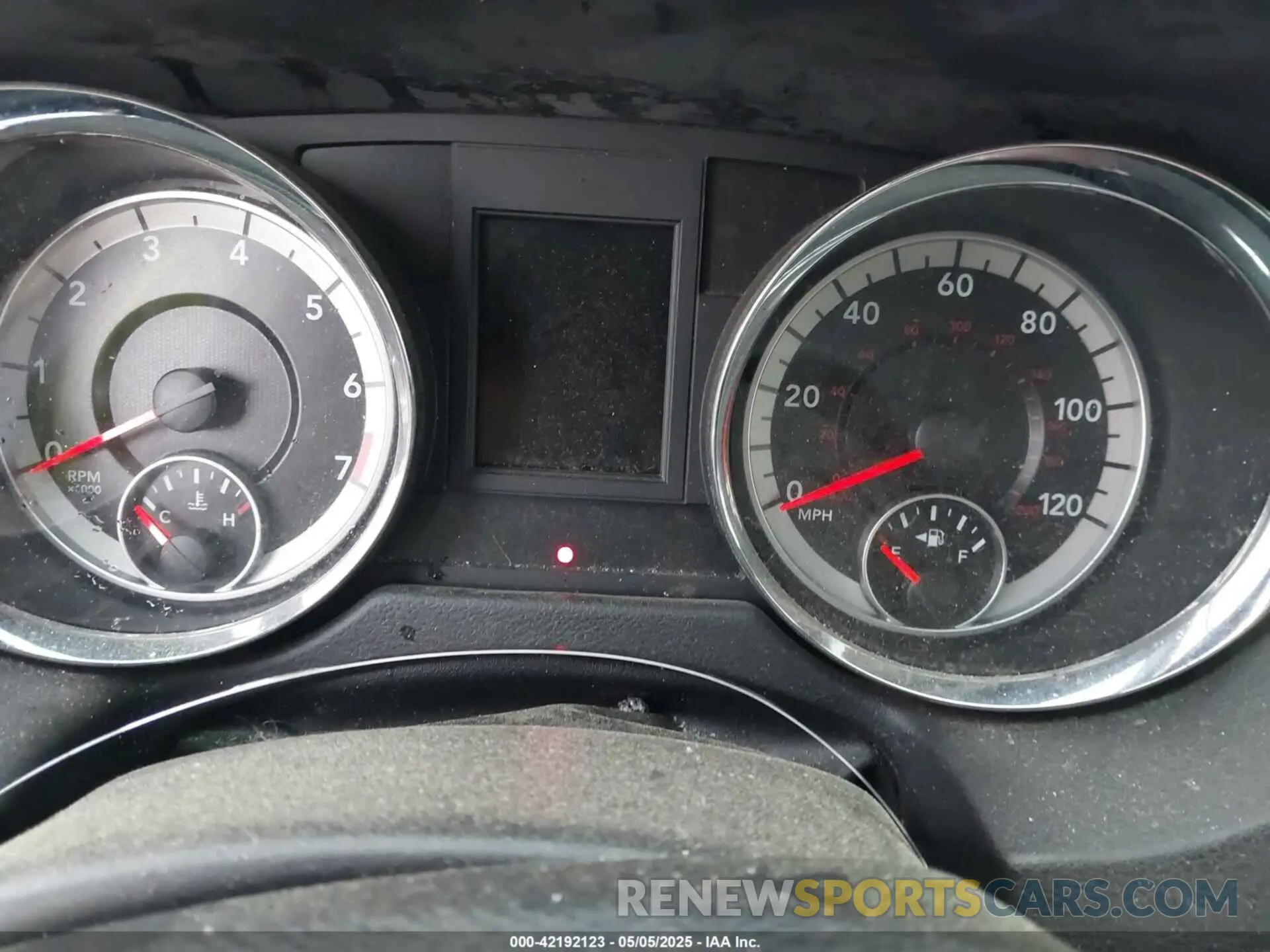 7 Photograph of a damaged car 2C4RDGEG9KR712347 DODGE GRAND CARAVAN 2019