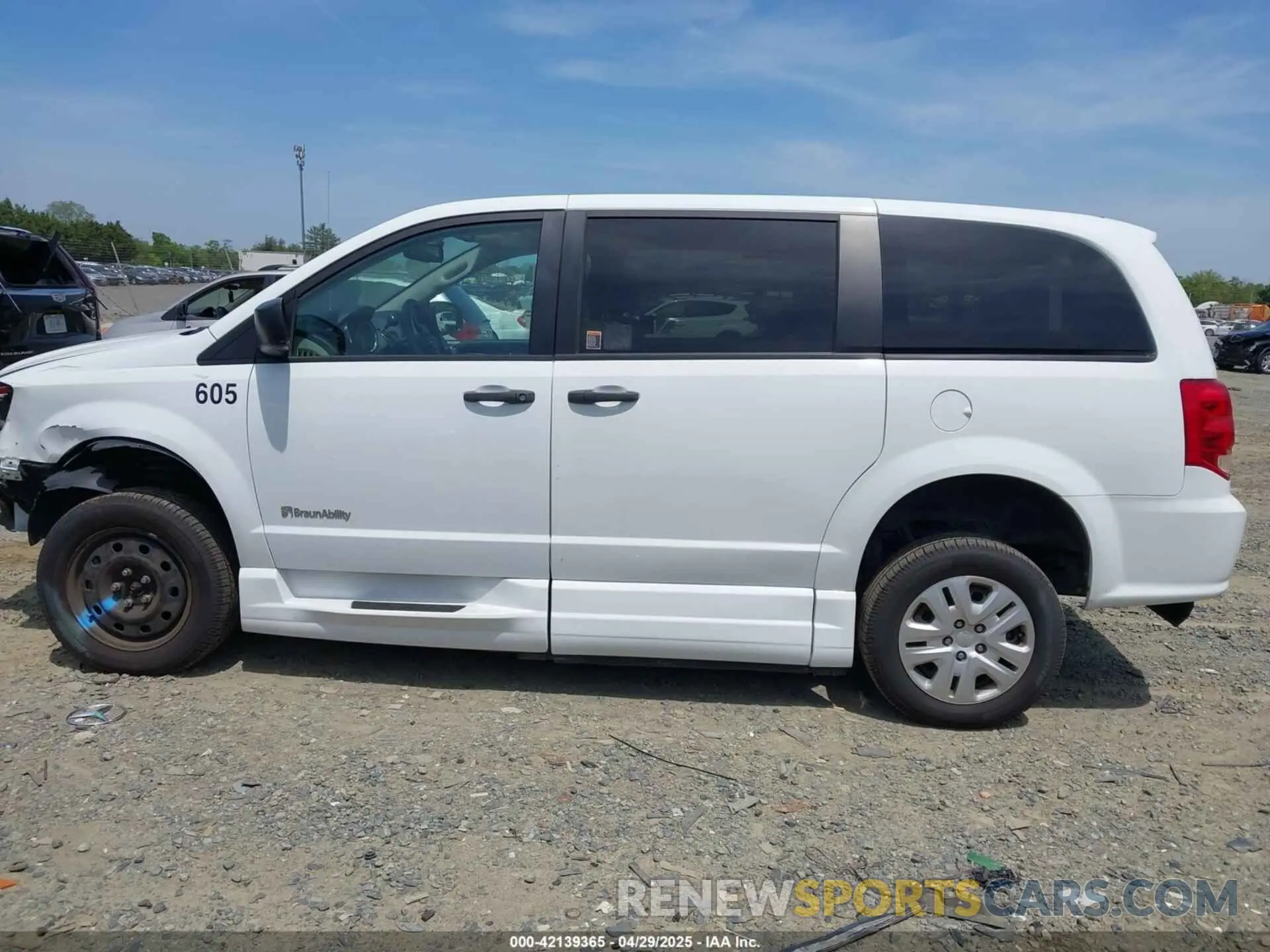 15 Фотография поврежденного автомобиля 2C7WDGBG2KR683817 DODGE GRAND CARAVAN 2019